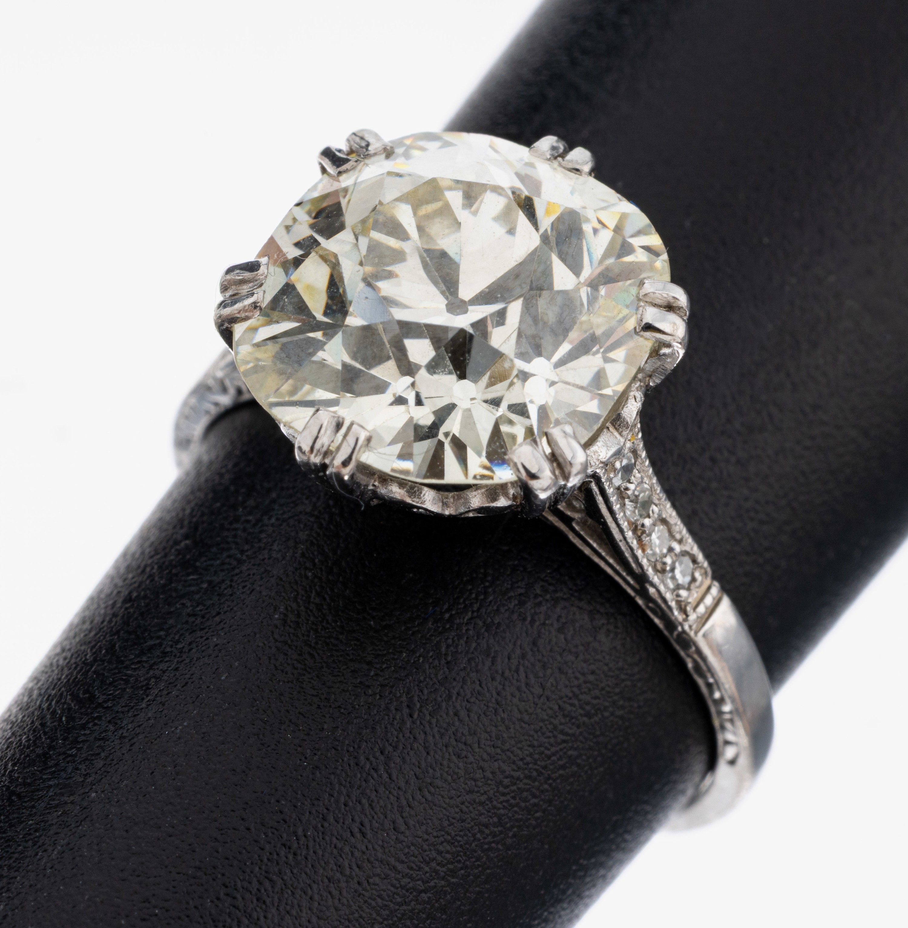 Image 27093571 - 18 kt Gold Diamant-Ring, WG 750/000, Altschliffdiamant ca. 4.18 ct get.Weiß/vs2, ...
