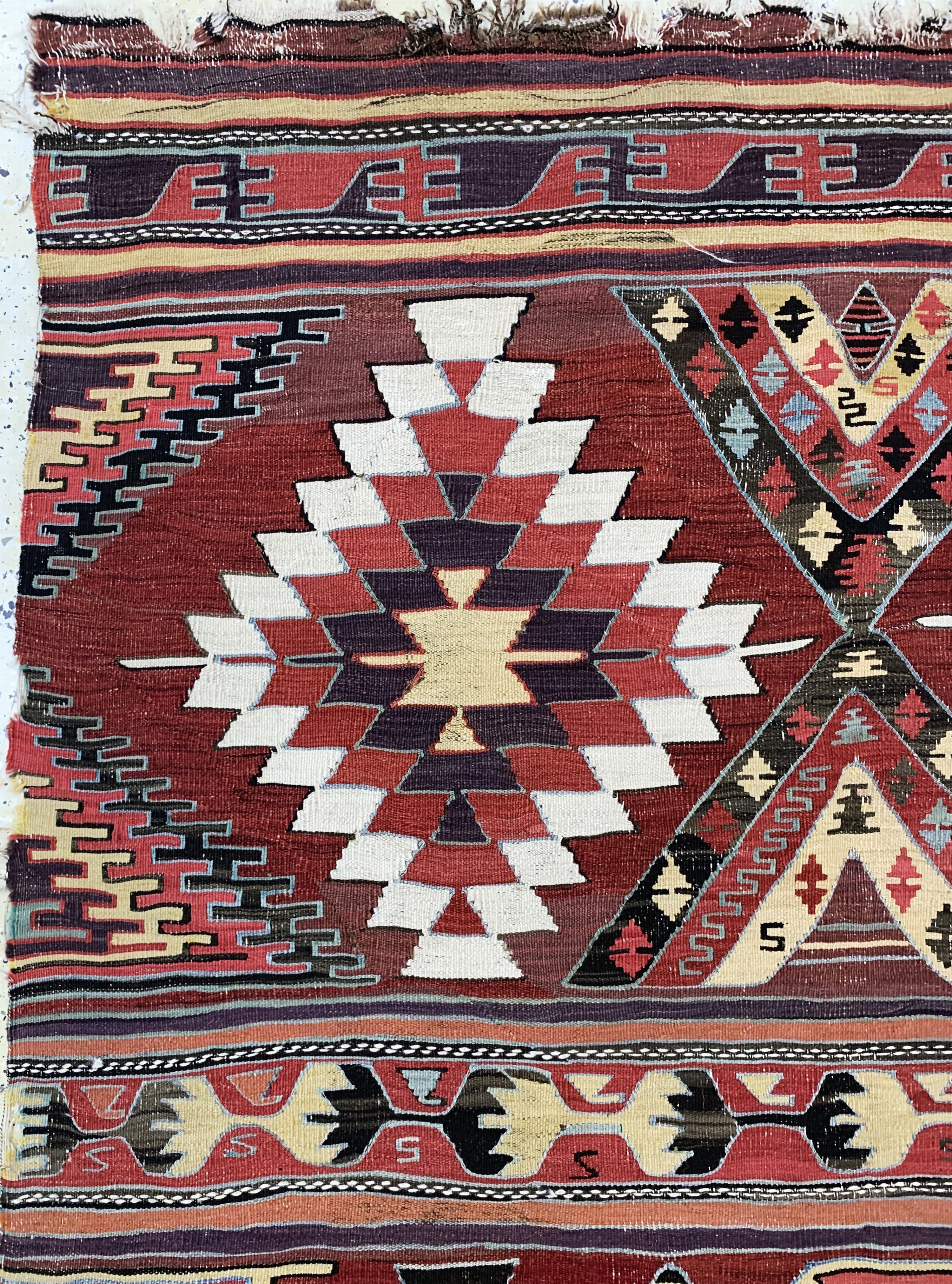 Detail e: Kapadokien Kelim antik, Türkei, 19.Jhd, Wolle auf Wolle, ca. 370 x 159 cm, EHZ: 3-4