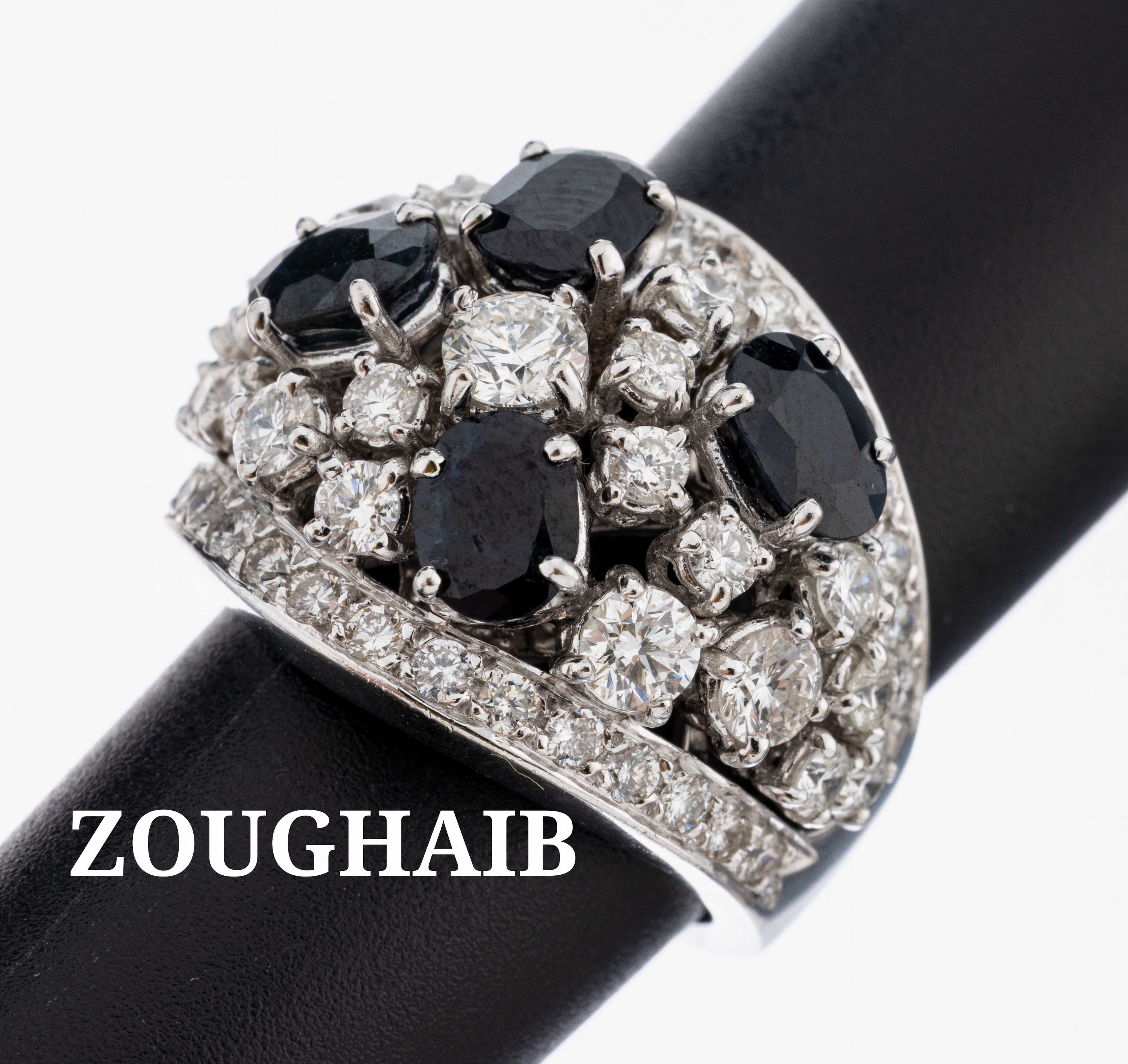 Image 27093577 - 18 kt Gold Saphir-Brillant-Ring, WG 750/000, 4 ovalfacett. Saphire zus. ca. 3.54 ct, 56 ...