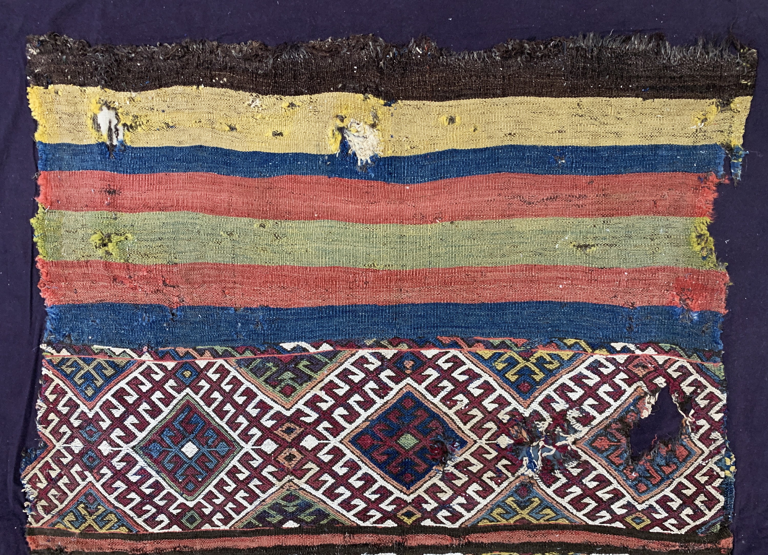 Detail a: Kayseri Kelim antik, Türkei, 19.Jhd, Wolle auf Wolle, ca. 148 x 105 cm, EHZ: 4, (auf Leinen genäht)