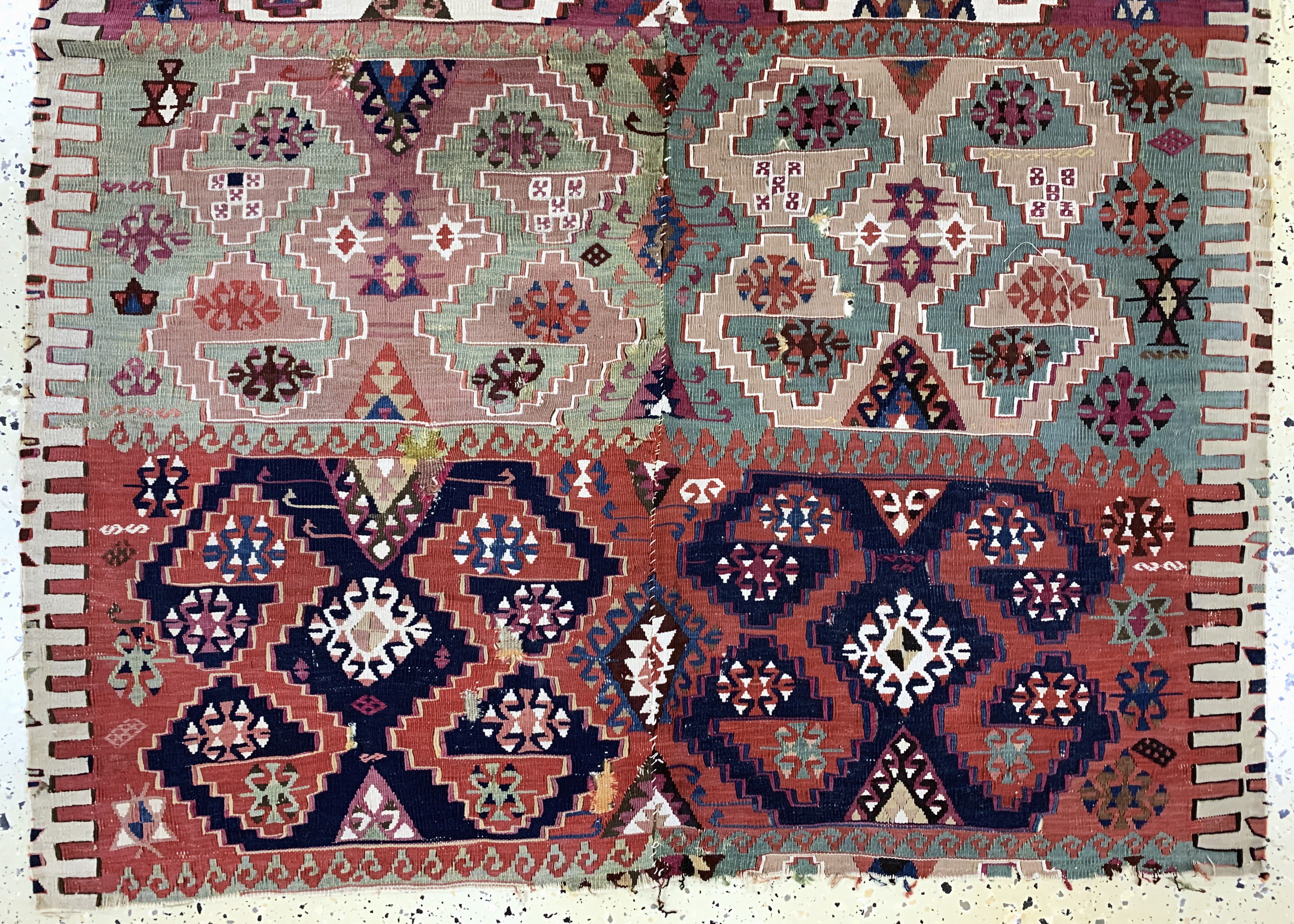Detail b: Aydin Kelim Fragment antik, Türkei, 19.Jhd,Wolle auf Wolle, ca. 175 x 130 cm, EHZ: 3