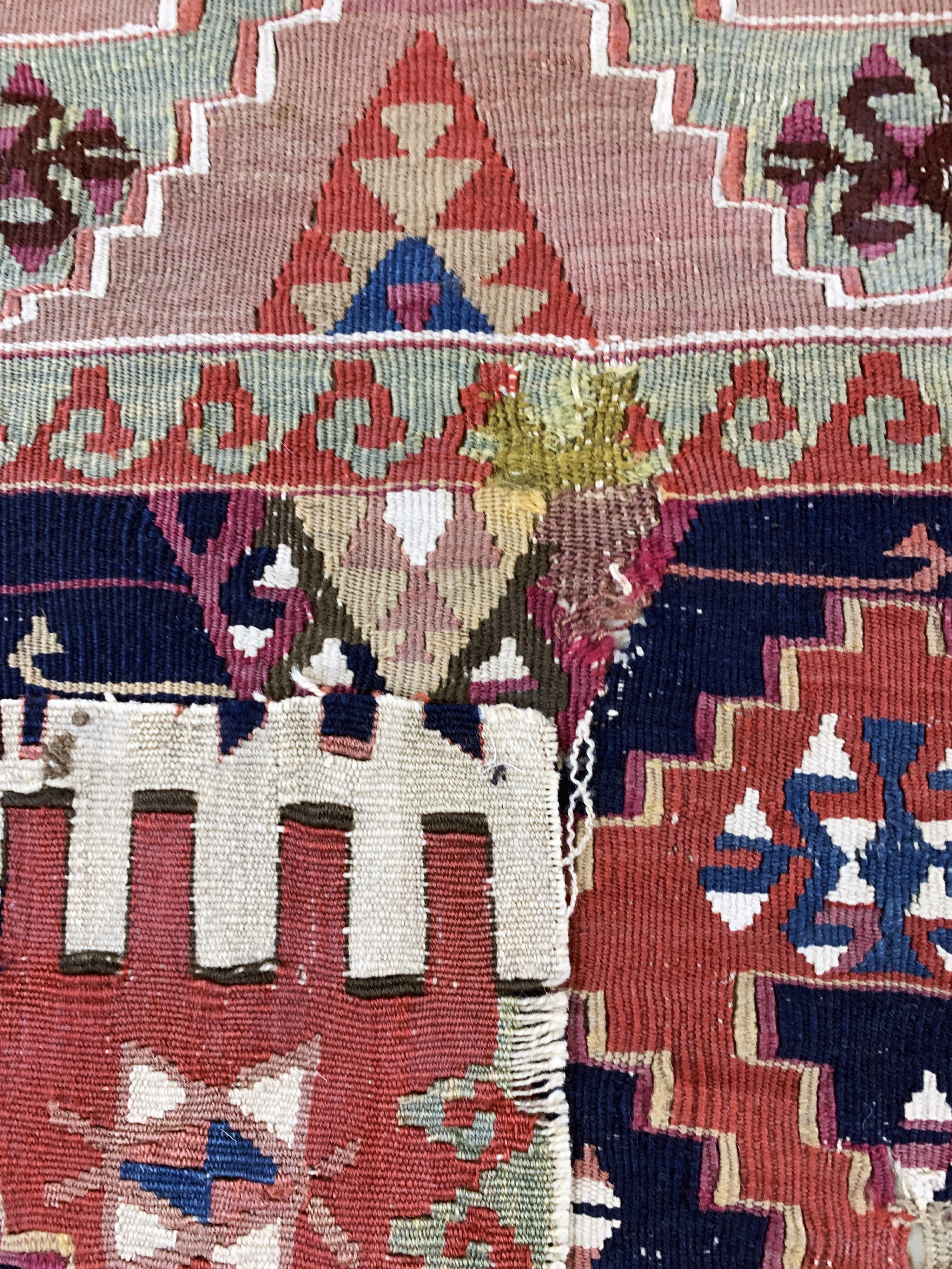 Detail d: Aydin Kelim Fragment antik, Türkei, 19.Jhd,Wolle auf Wolle, ca. 175 x 130 cm, EHZ: 3