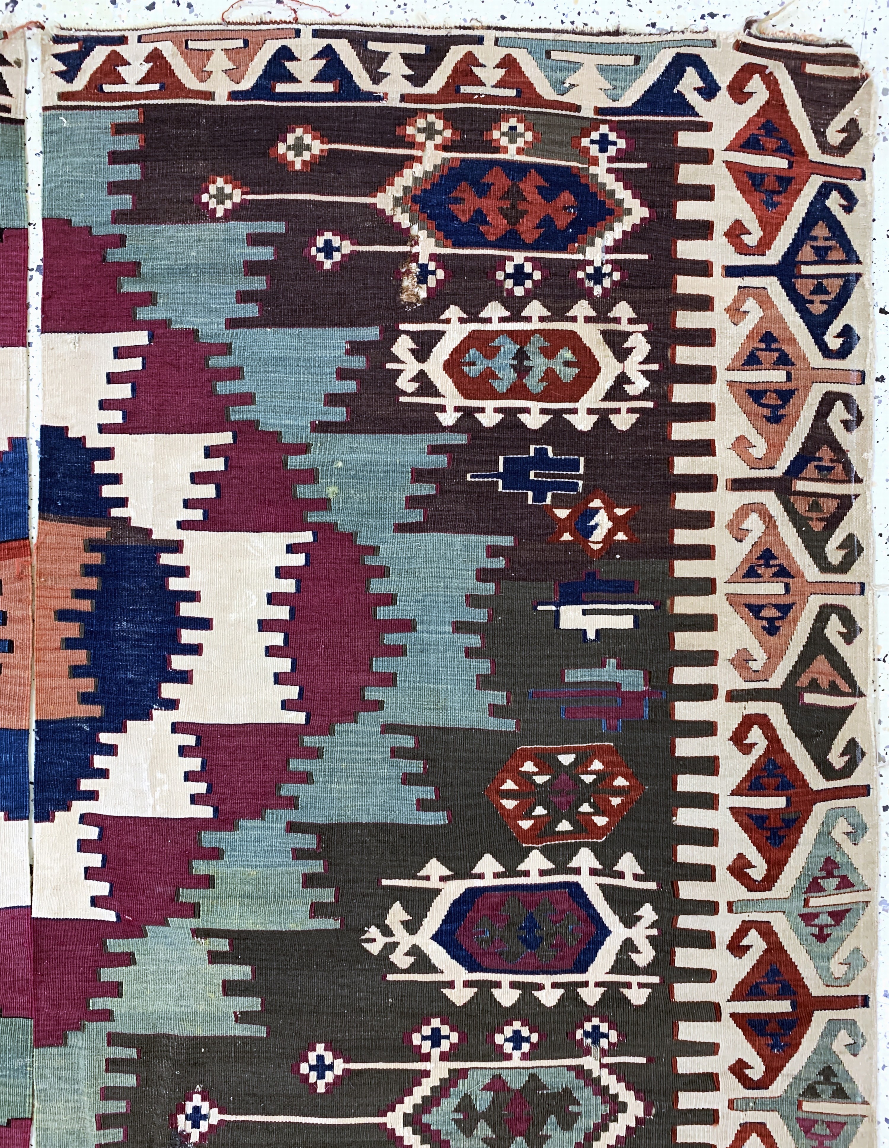 Detail d: Aydin Kelim Fragment antik, Türkei, 19.Jhd,Wolle auf Wolle, ca. 183 x 164 cm, EHZ: 3, (2 getrennte Bahnen)