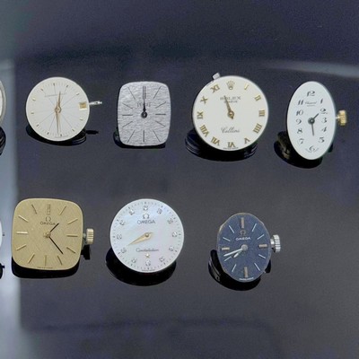 27093515b - 13 Armbanduhr-Werke, Schweiz, 6x quarz, 5x Handaufzug, 2x Automatik, u. a. Rolex, Omega, ...