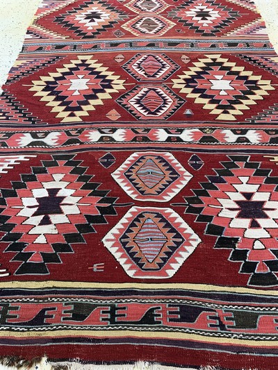 27093572h - Kapadokien Kelim antik, Türkei, 19.Jhd, Wolle auf Wolle, ca. 370 x 159 cm, EHZ: 3-4 ...
