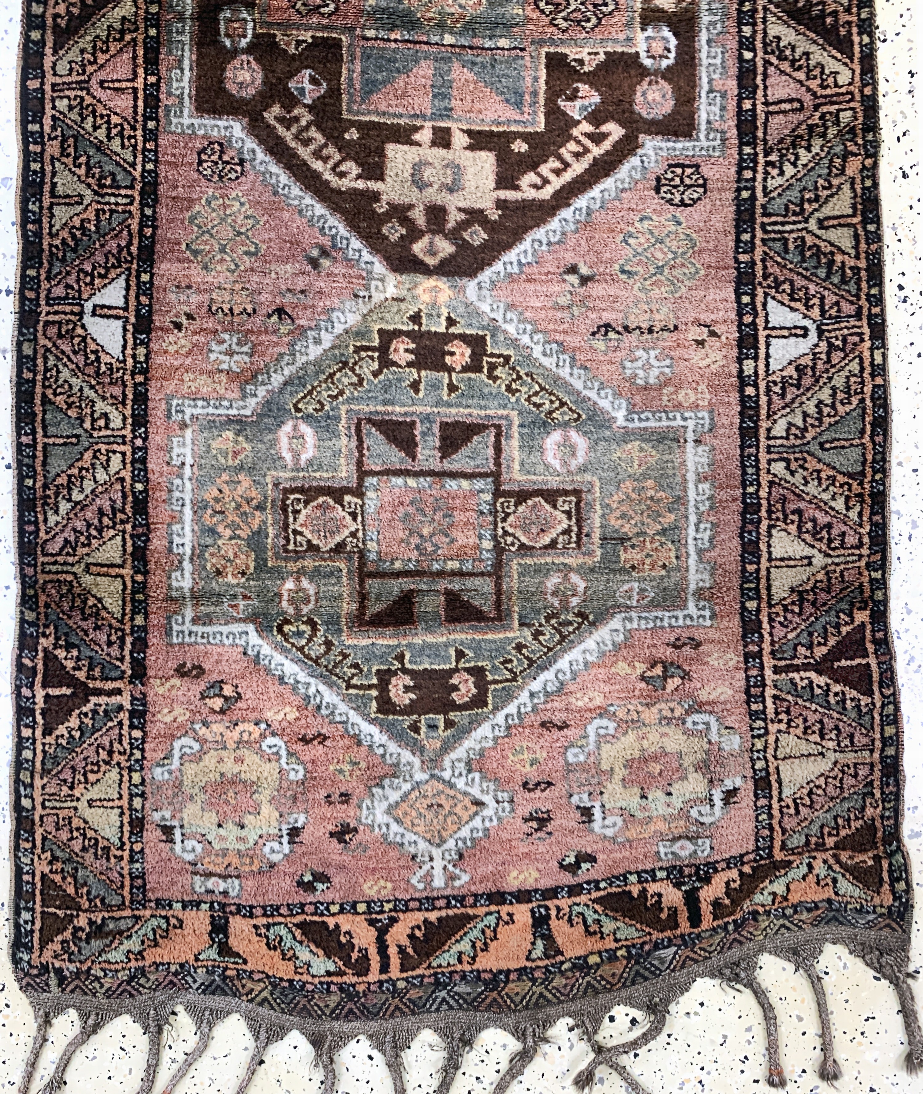 Detail c: Yürük antik, Türkei, um 1900, Wolle auf Wolle, ca. 226 x 100 cm, EHZ: 2