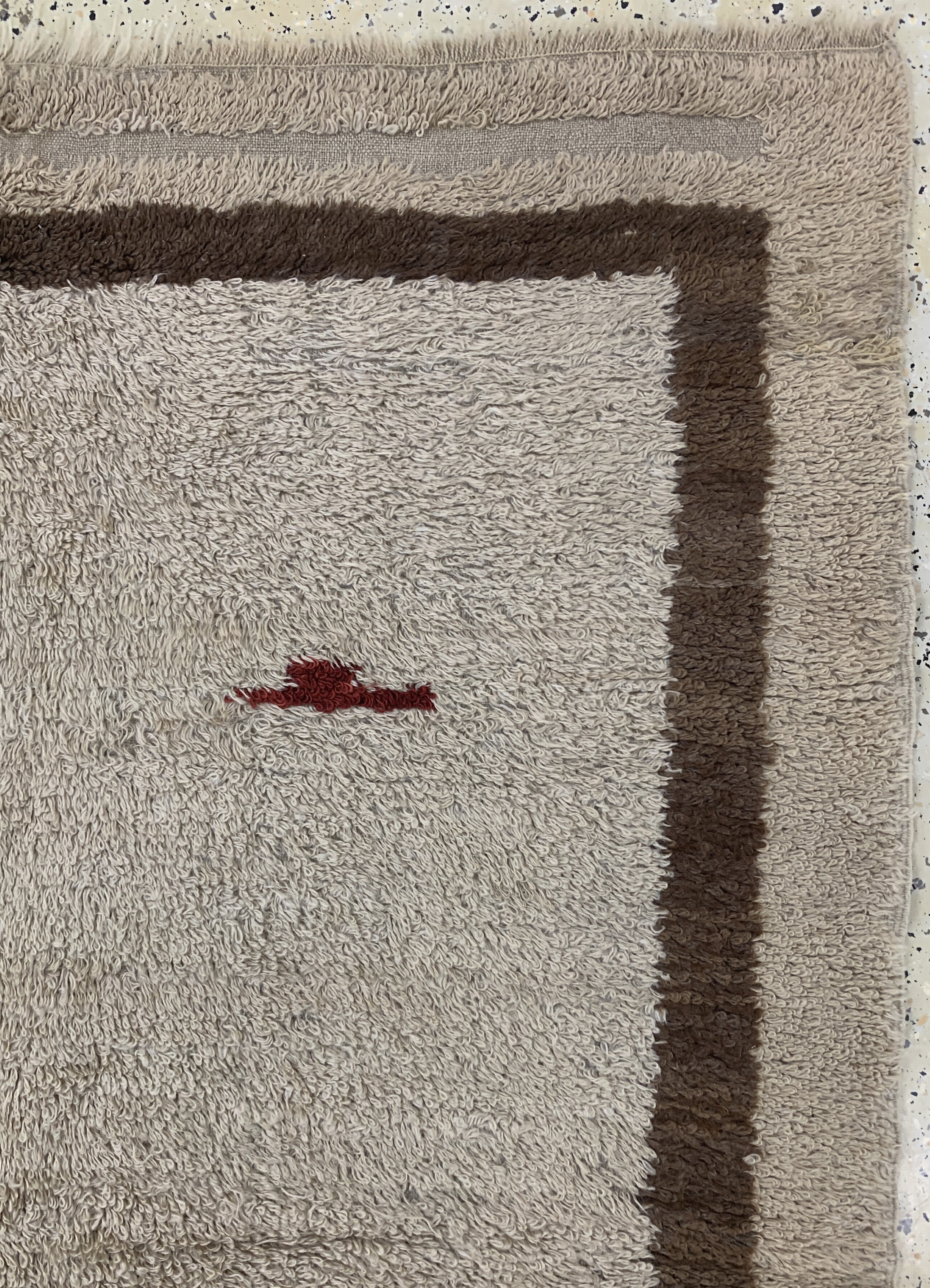 Detail d: "Tülü"Schlafteppich, Türkei, Anfang 20.Jhd,Wolle auf Wolle, ca. 200 x 150 cm, EHZ: 2 ,(Loch)