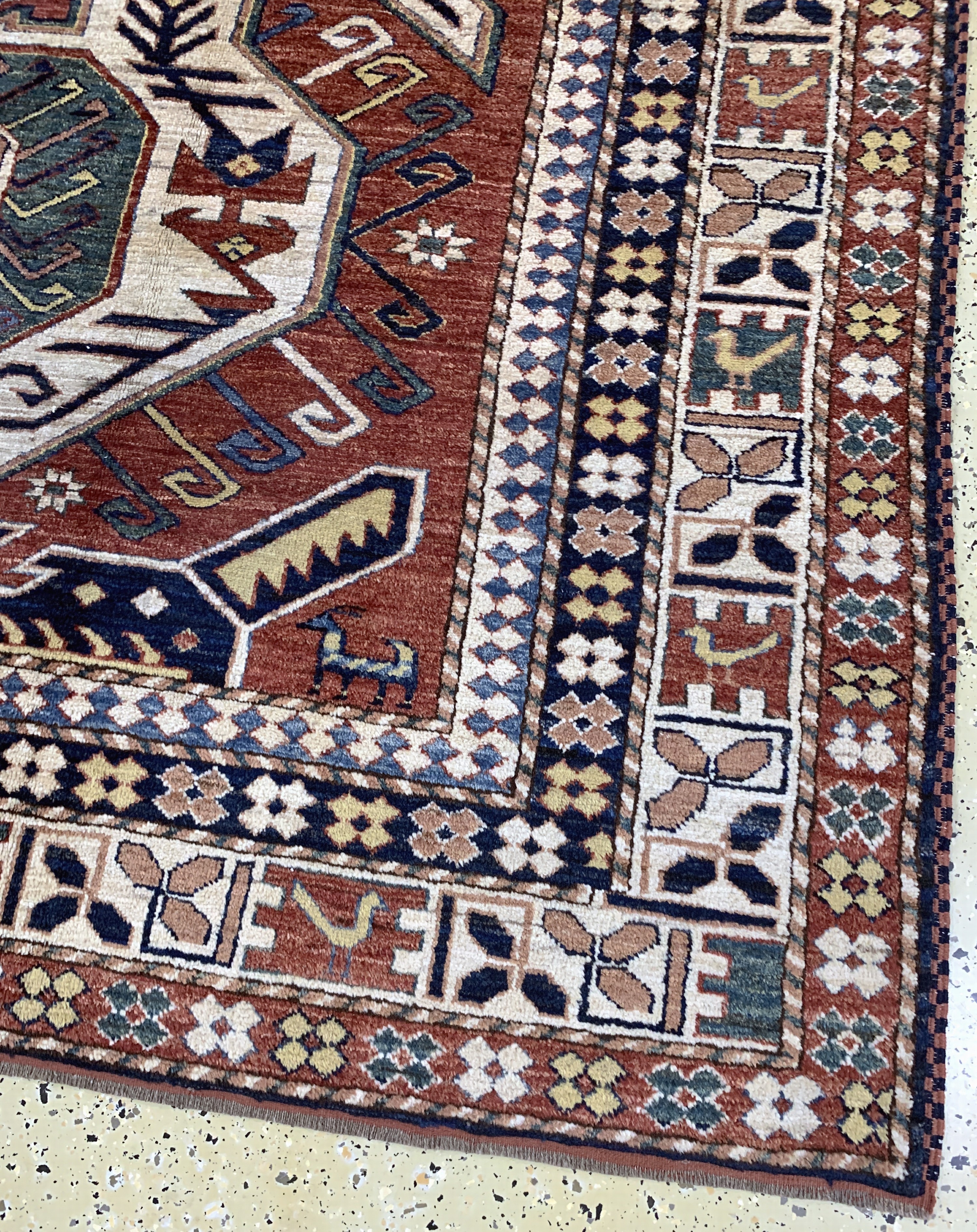 Detail a: "Schild-Kazak"neugeknüpft, Pakistan, Ende 20.Jhd, Wolle auf Wolle, ca. 257 x 205 cm, EHZ: 1-2