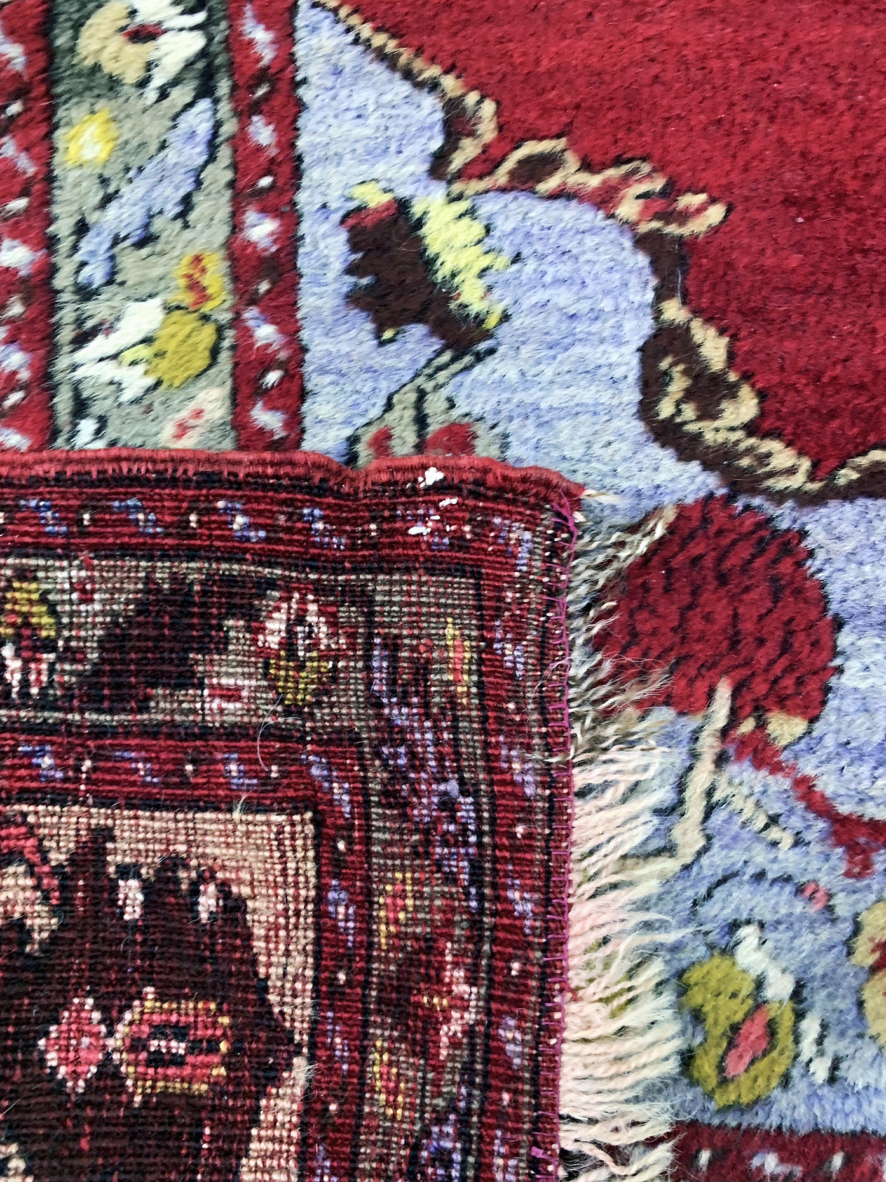 Detail e: Yahyaleh alt, Türkei, Anfang 20.Jhd, Wolle auf Wolle, ca. 200 x 136 cm, EHZ: 2-3 (restauriert).