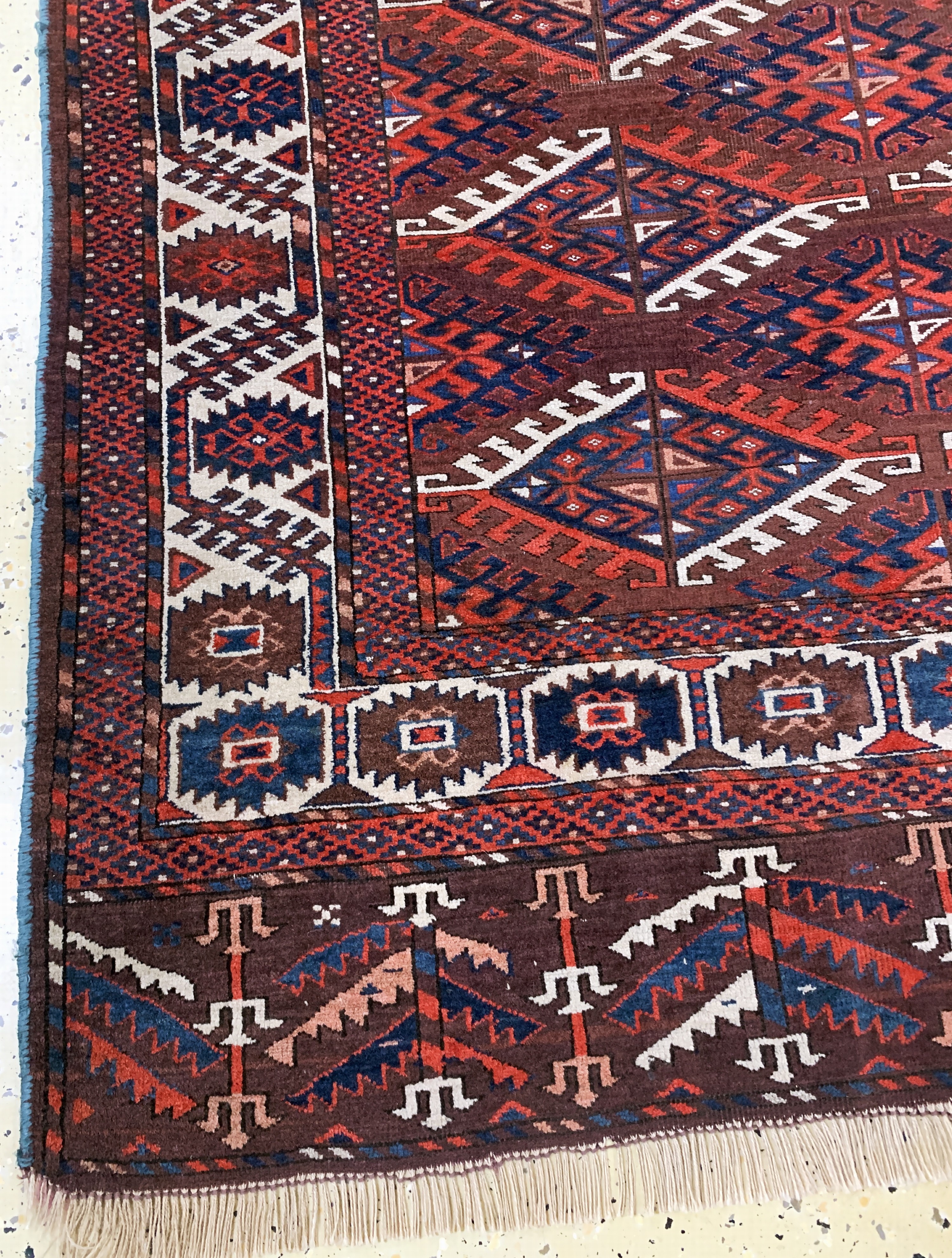 Detail b: Jomud"Hauptteppich", Turkmenistan, Anfang 20.Jhd, Wolle auf Wolle, ca. 315 x 200 cm, EHZ: 3