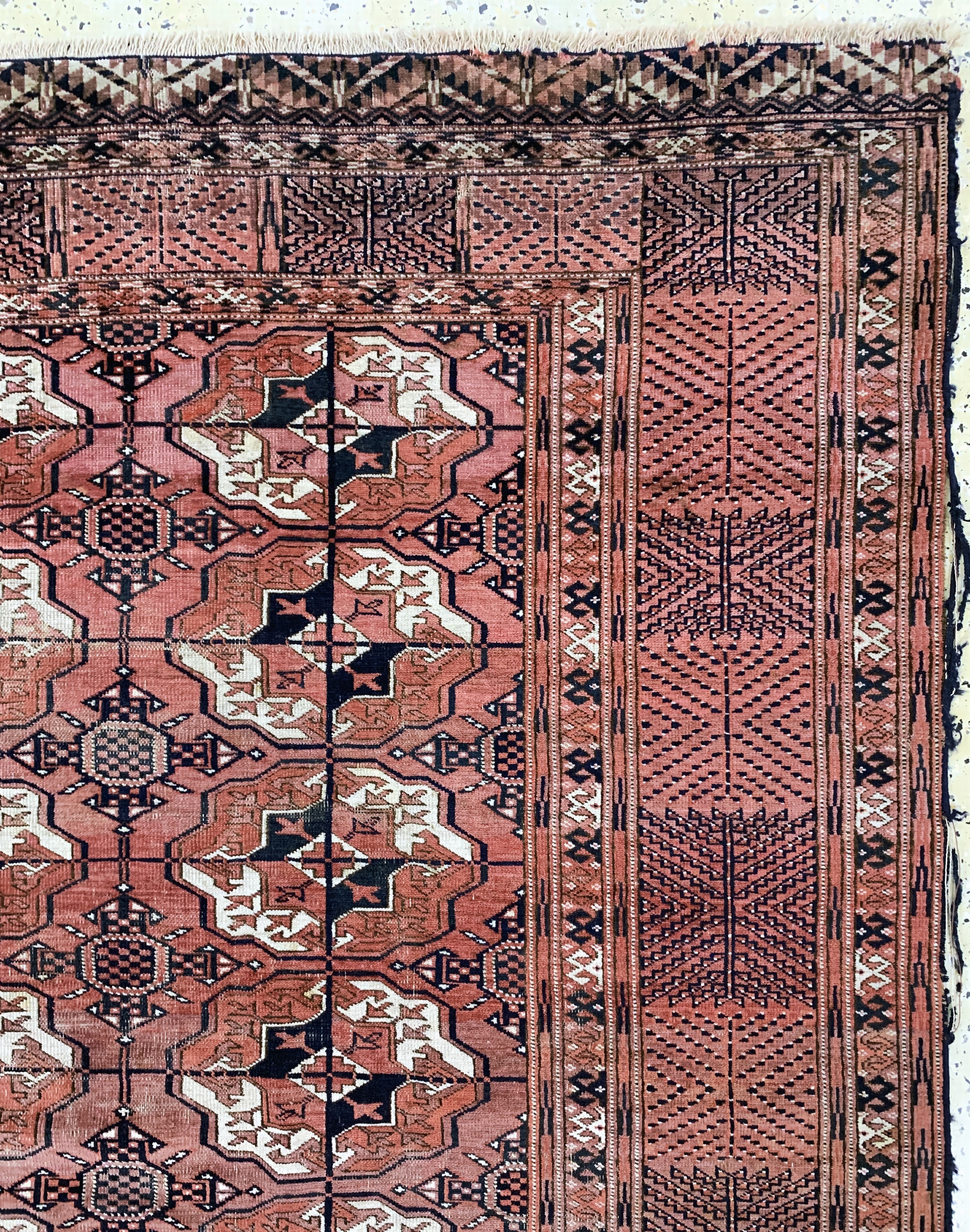 Detail g: Tekke"Hauptteppich"antik, Turkmenistan, 19.Jhd, Wolle auf Wolle, ca. 290 x 225 cm, EHZ: 4