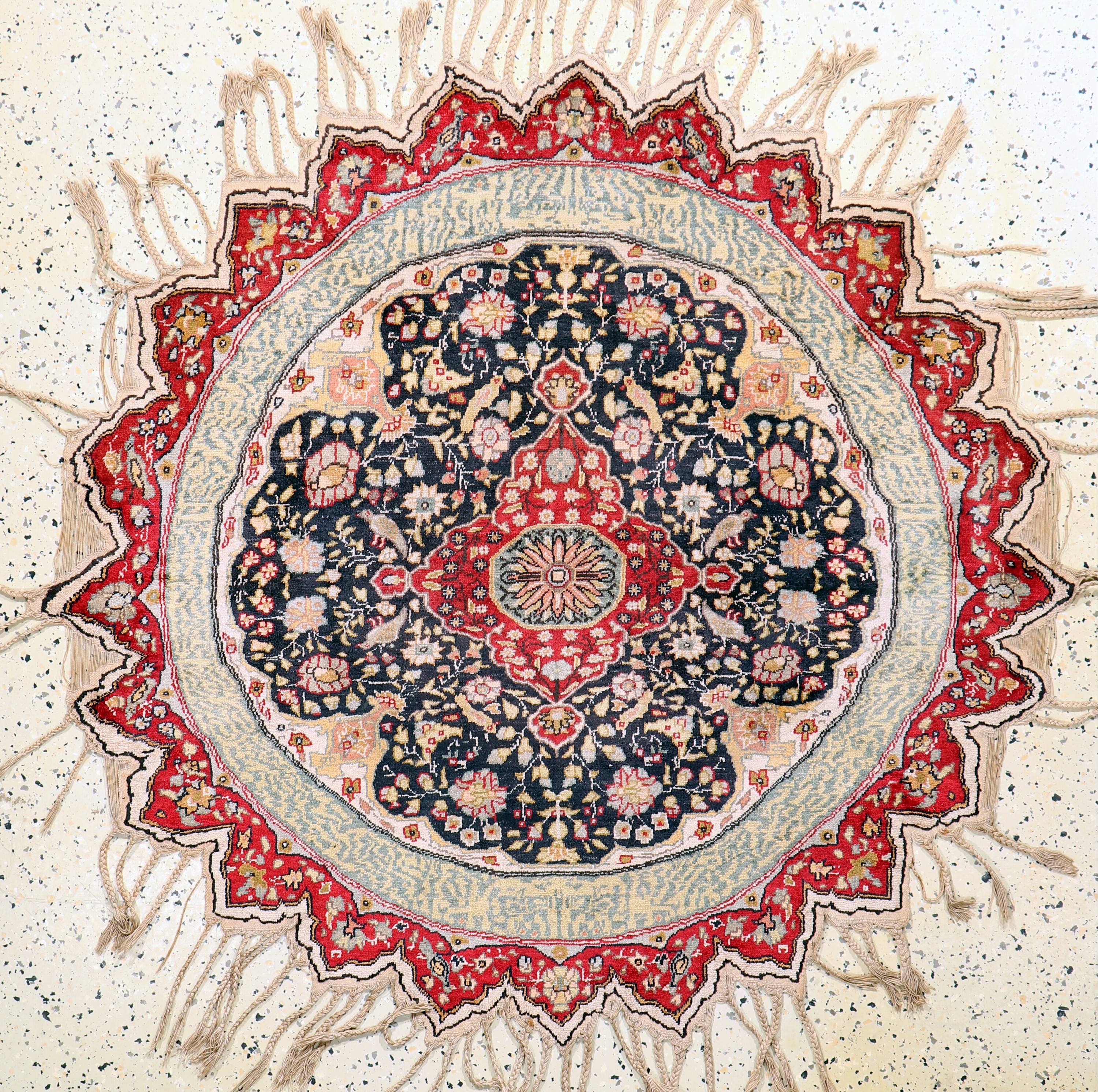 Image 27093876 - Kayseri antik, Türkei, um 1900, Wolle auf Baumwolle, Durchmesser:ca. 130 cm, EHZ: 2 ...