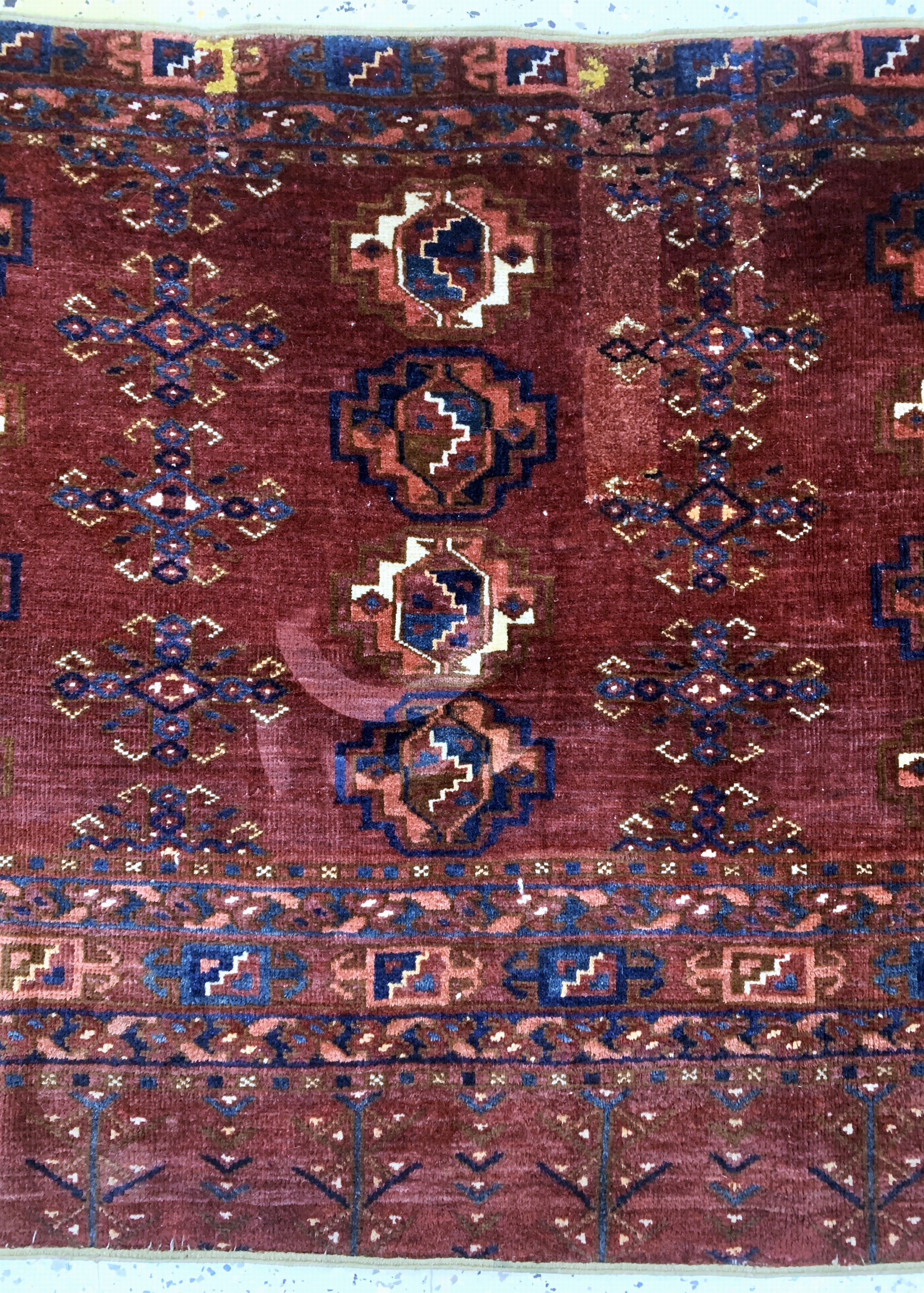 Detail b: Tekke Tschowal antik, Turkmenistan, 19.Jhd,Wolle auf Wolle, ca. 150 x 79 cm, EHZ: 3(restauriert)