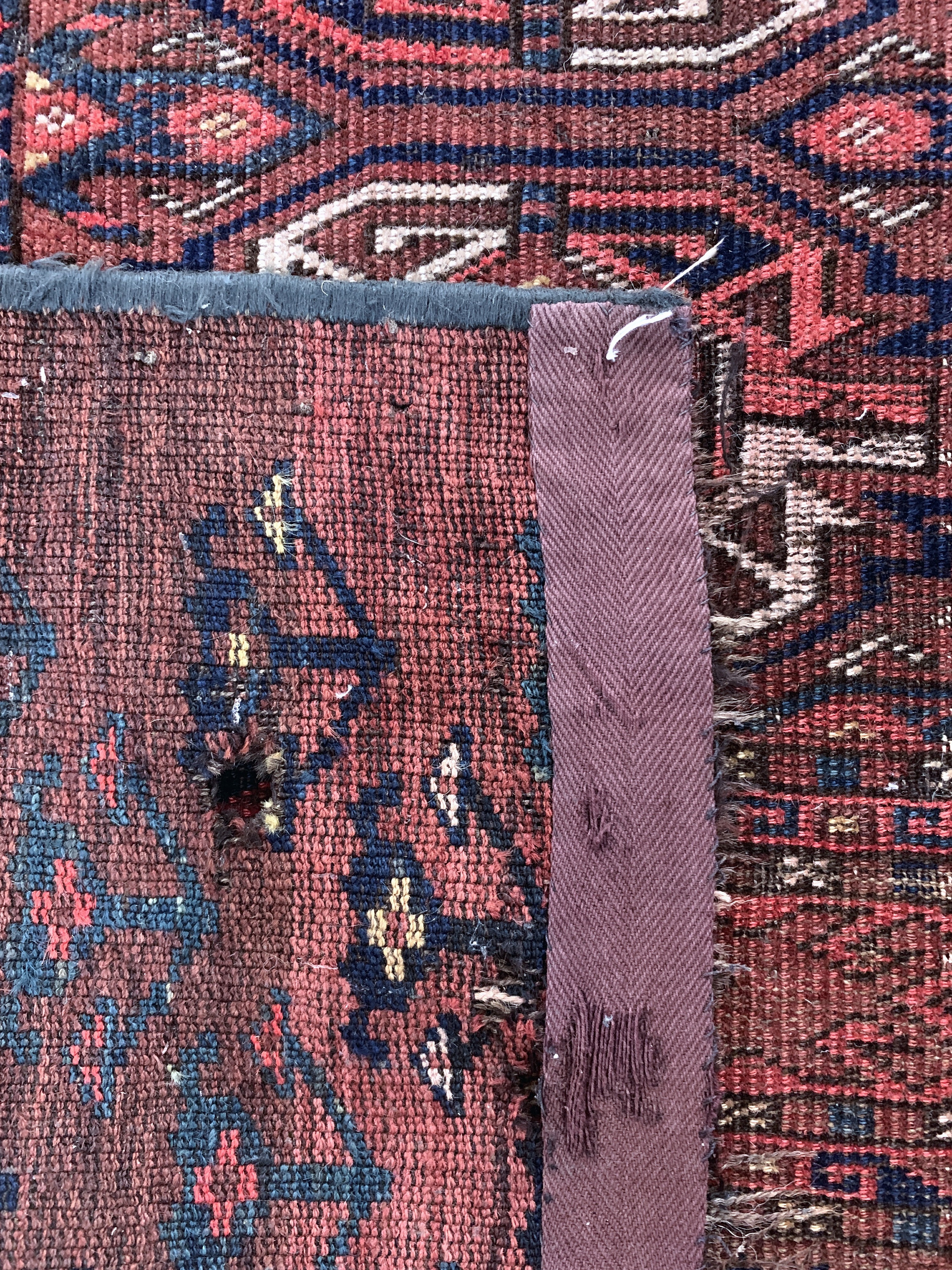 Detail d: Ersari Tschowal antik, Turkmenistan, 19.Jhd, Wolle auf Wolle, ca. 145 x 97 cm, EHZ:4
