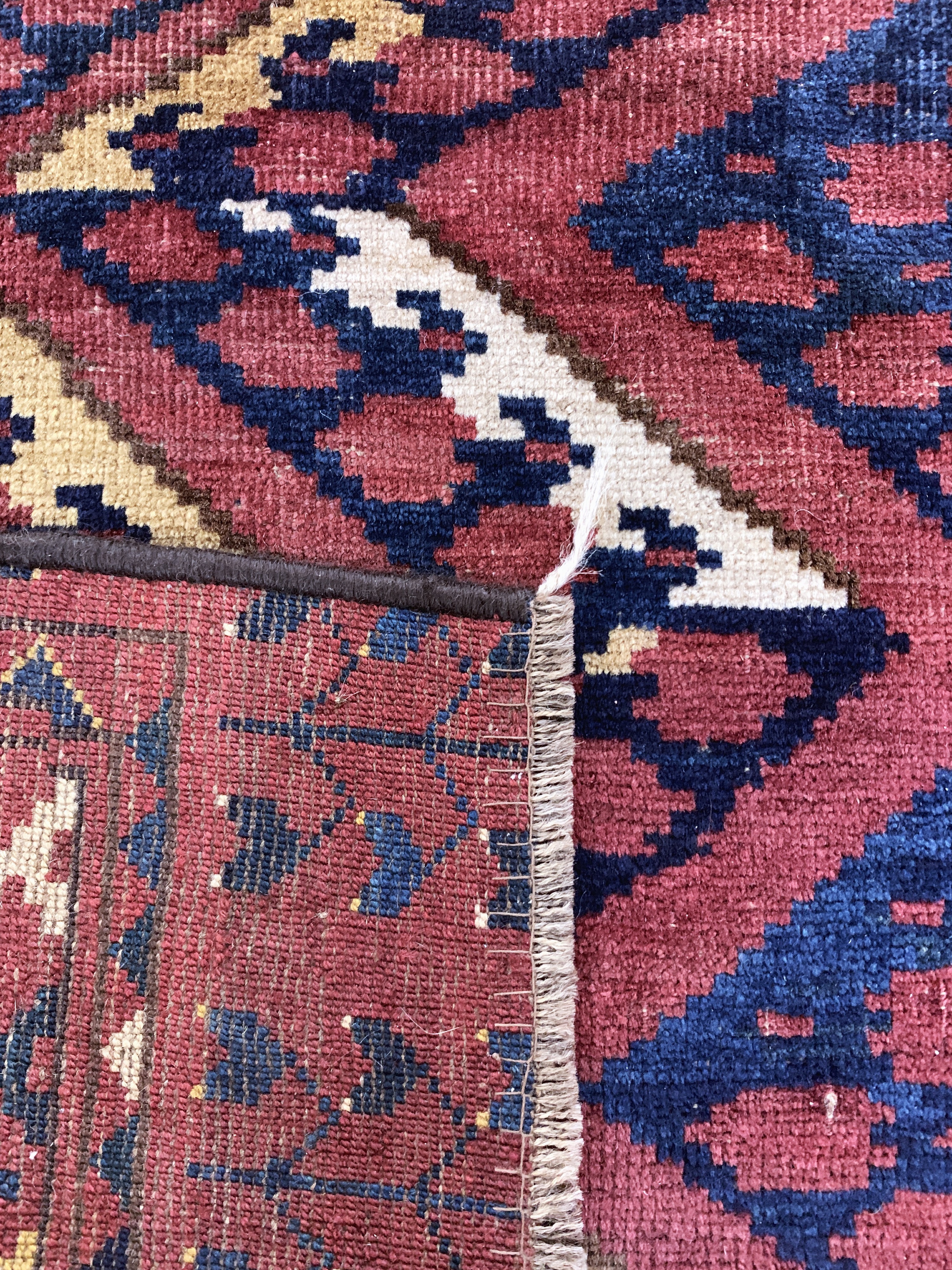 Detail d: Ersari Tschowal antik, Turkmenistan, 19.Jhd, Wolle auf Wolle, ca. 155 x 86 cm, EHZ:3