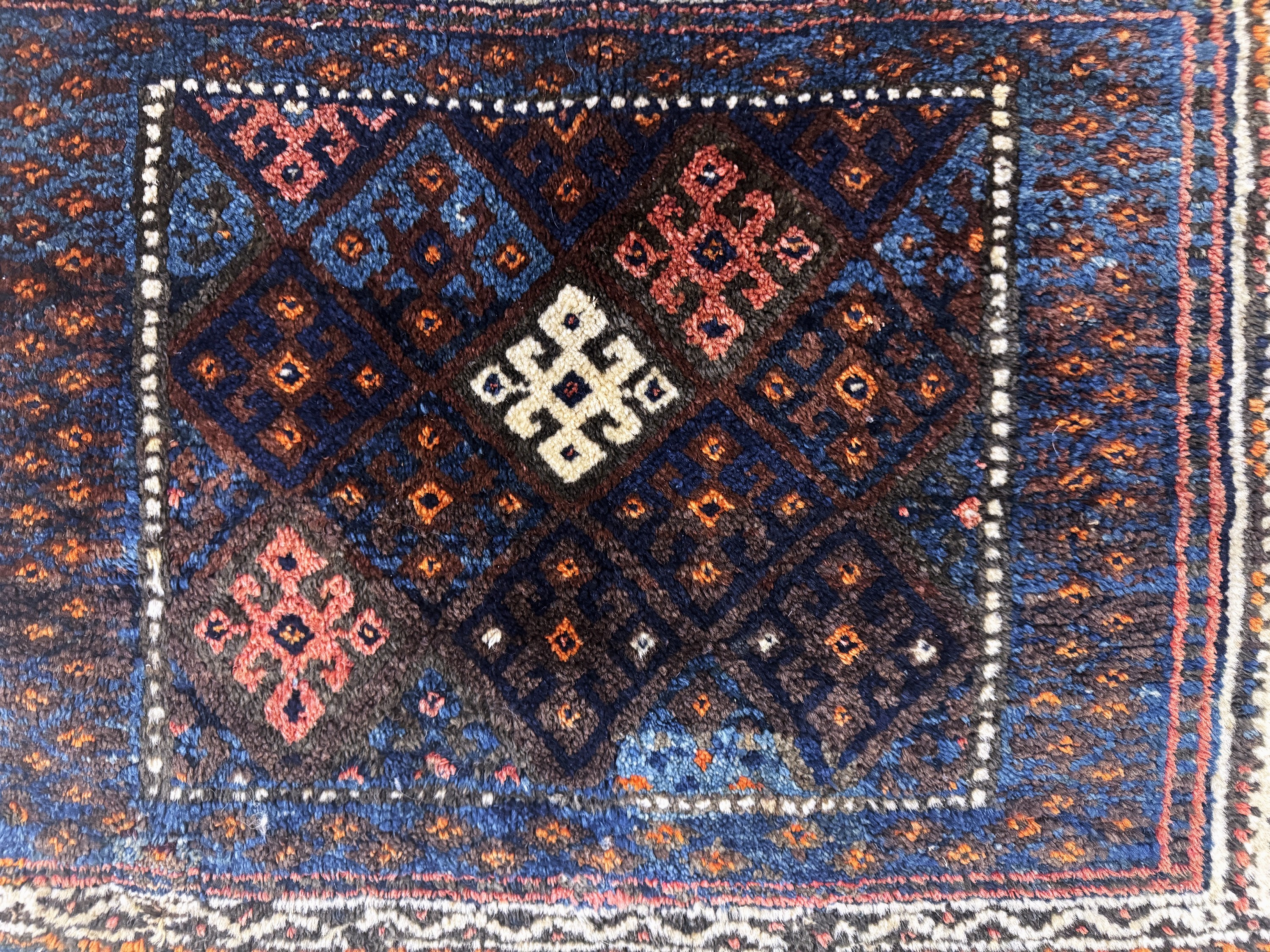 Detail e: 2 Lots"Jaf"antik, Persien, um 1900, Wolle auf Wolle, ca. 100 x 64 cm, EHZ: 3(restauriert)