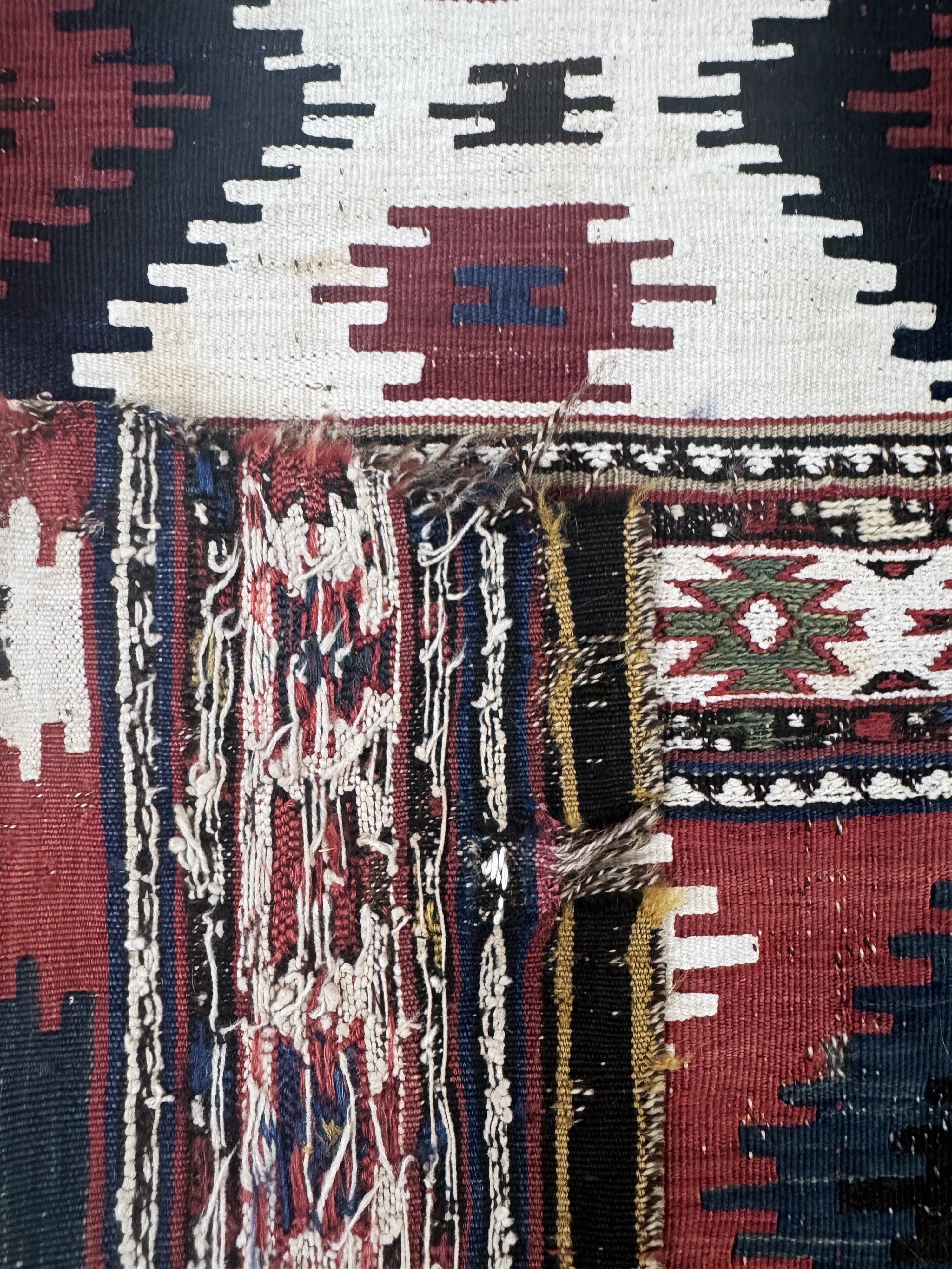 Detail c: Shahsawan Mafraschteil antik, Persien, um 1900, Wolle auf Wolle, ca. 85 x 72 cm, EHZ: 3