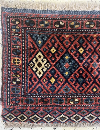 27093922b - ´Jaf´antik, Persien, um 1900, Wolle auf Wolle, ca. 97 x 50 cm, EHZ: 2-3 Schätzpreis: ...