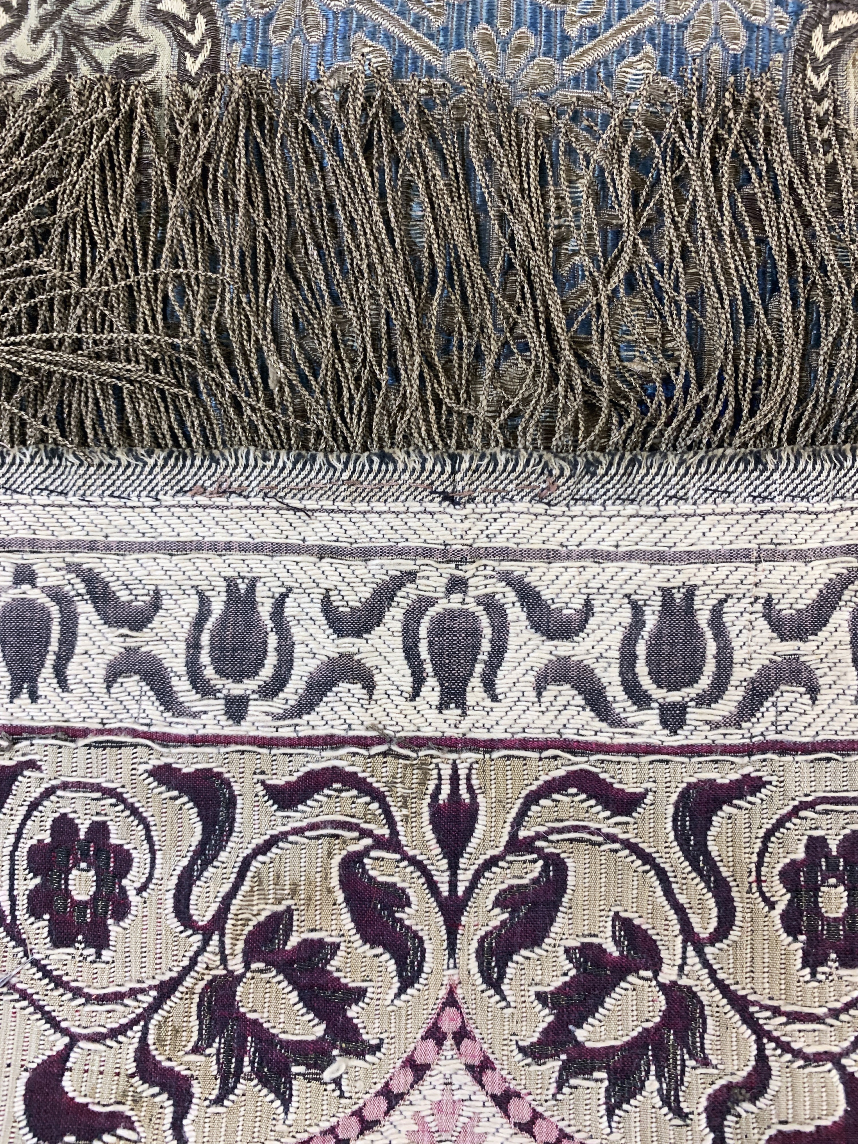 Detail c: 3 Lots osmanische Stickerei, Türkei, Anfang20.Jhd, Metall-Wollstickerei, ca. 80 x 38 cm, EHZ: 2-3