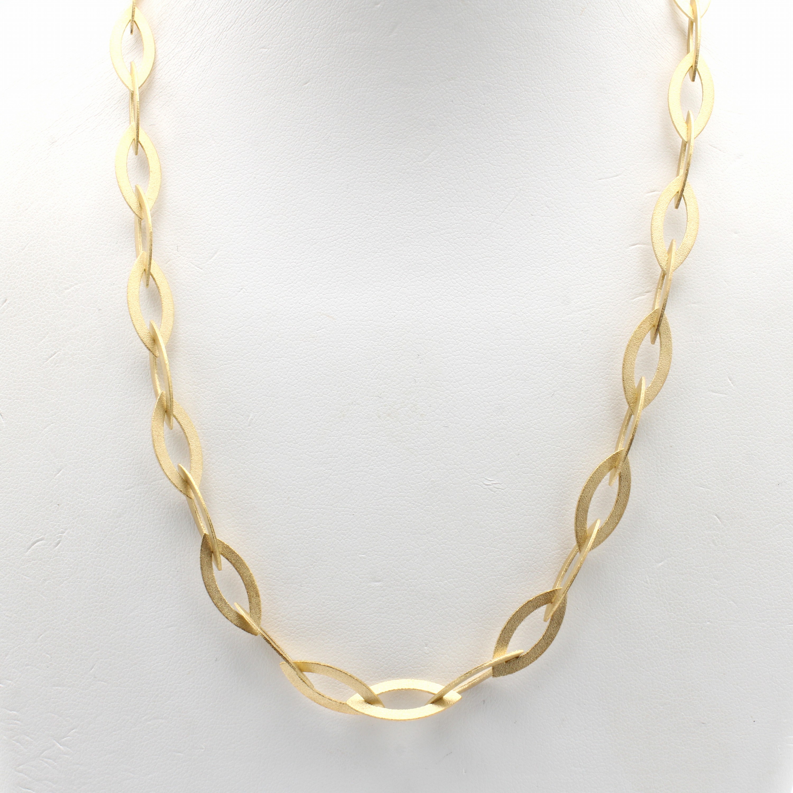 Image 27095036 - Collier, GG 750/000, mattierte navetteförm. Glieder, Schließe integriert, massive ...