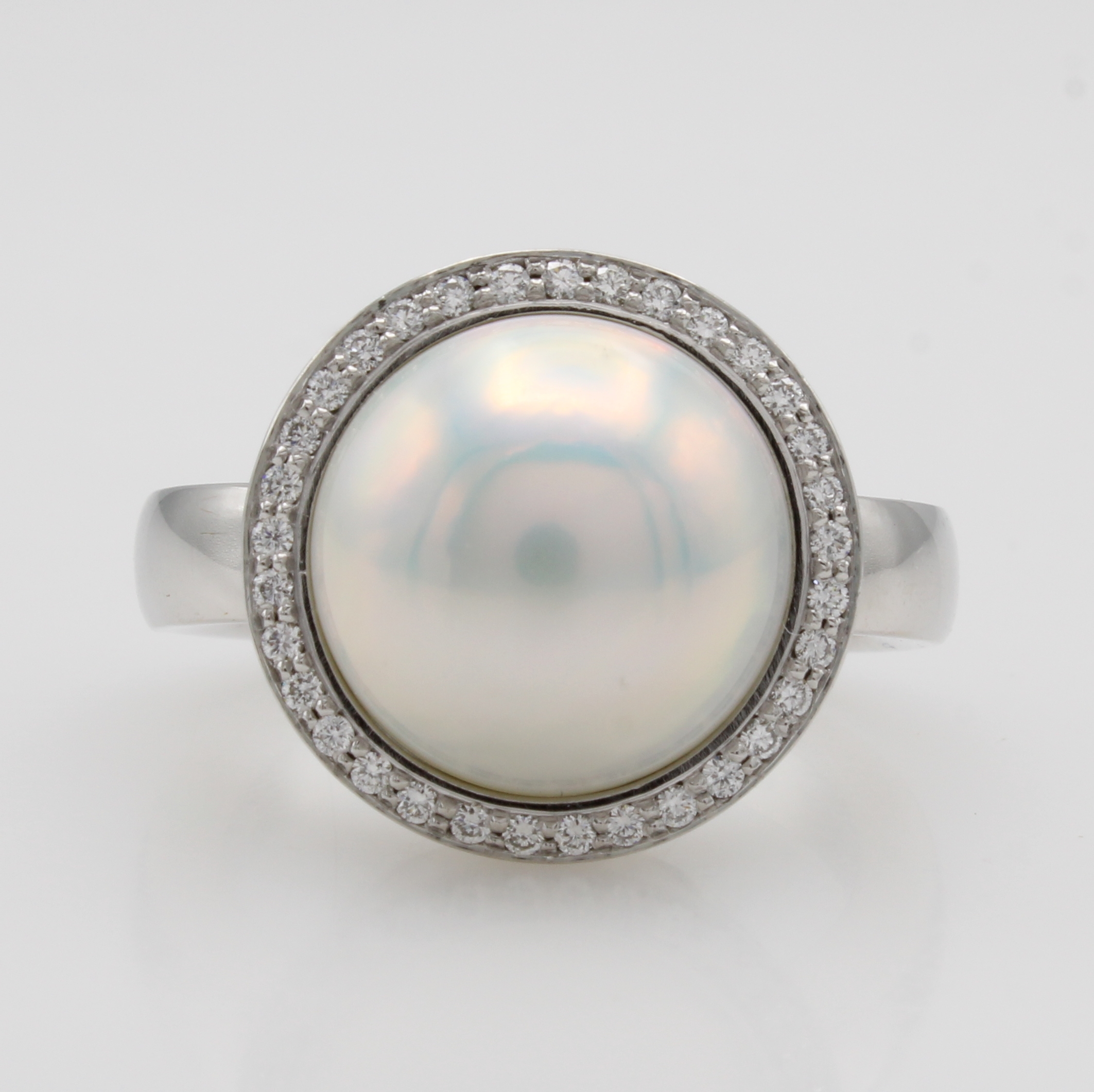 Image 27095933 - Ring mit Brillanten und Mabéperle, WG 585/000, Brill. zus. ca. 0.25 ct Weiß/si, RW ca. ...