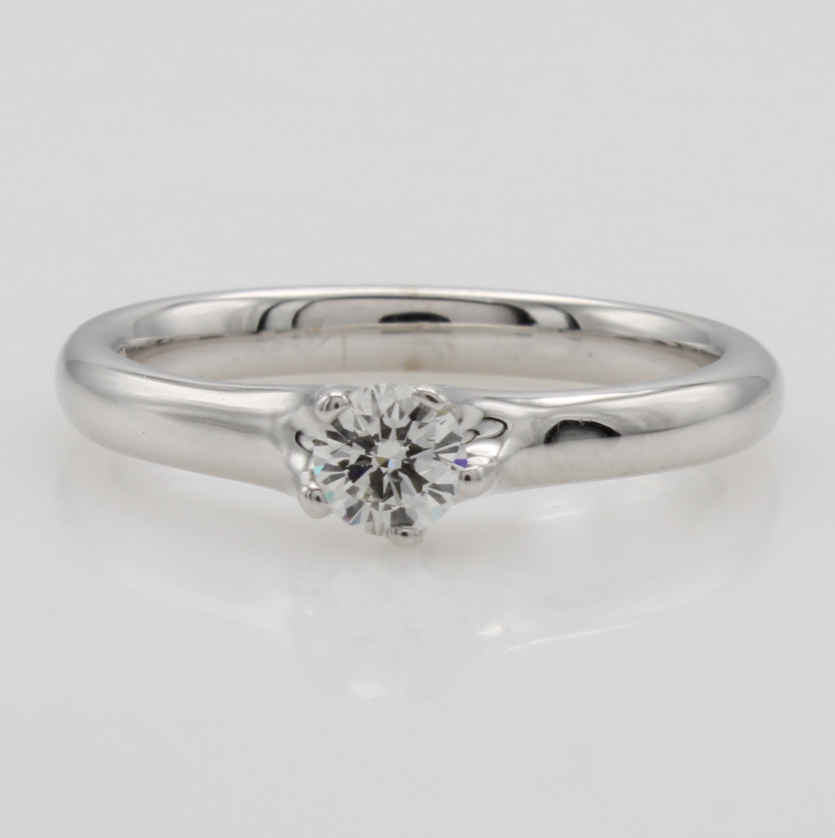 Image 27095945 - Ring mit Brillantsolitär, WG 585/000, Brill.ca. 0.25 ct feines Weiß/si, RW ca. 53 ...