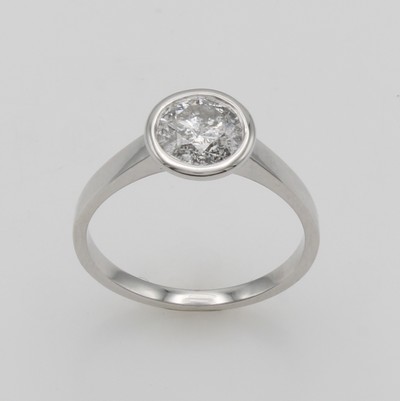 27096076a - Ring mit Brillantsolitär, GG 585/000, Brill.ca. 1.07 ct feines Weiß/p3, RW ca. 53