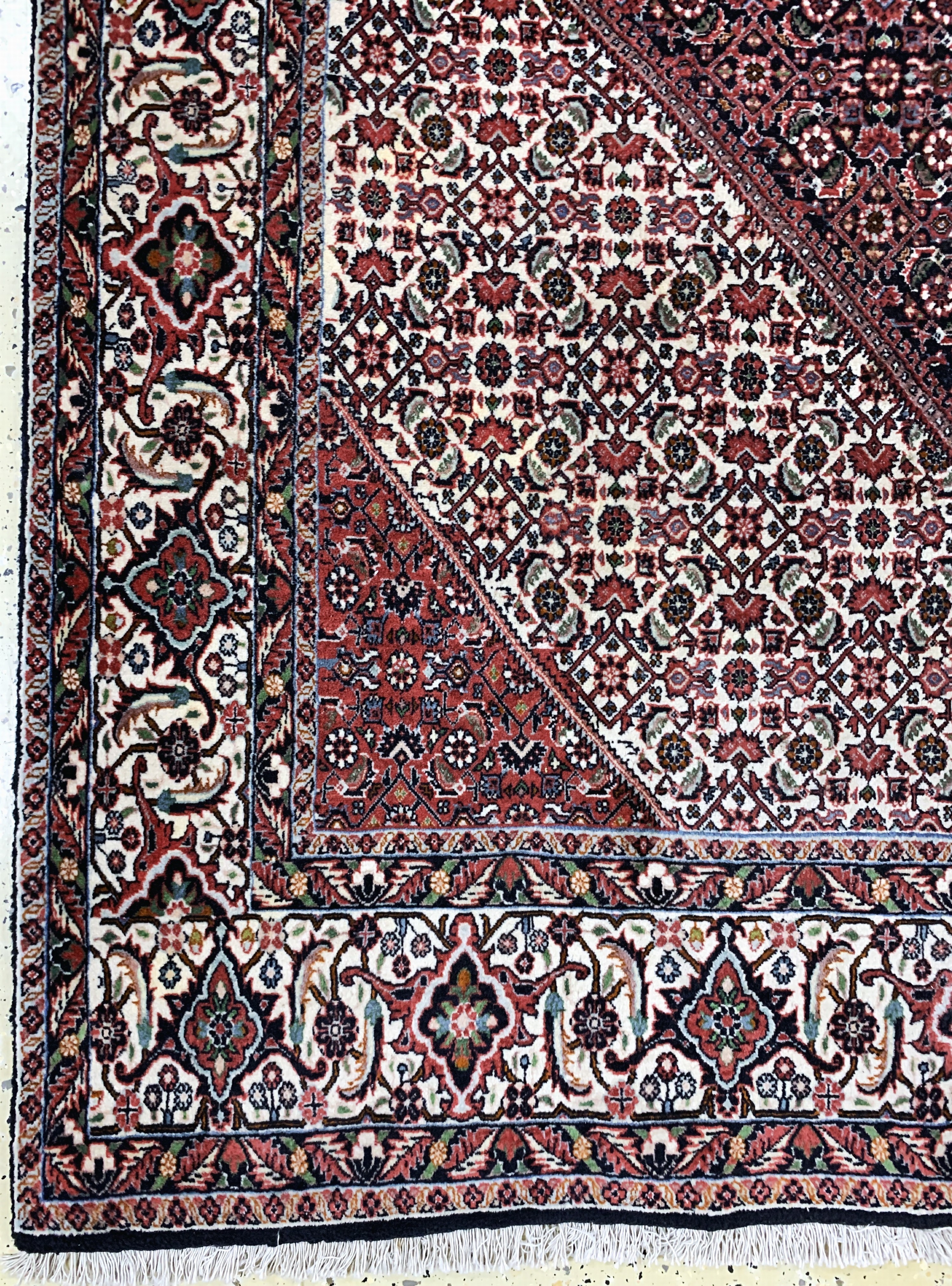 Detail b: Bidjar, Persien, Ende 20.Jhd., Wolle auf Baumwolle, ca. 250 x 205 cm, EHZ: 2