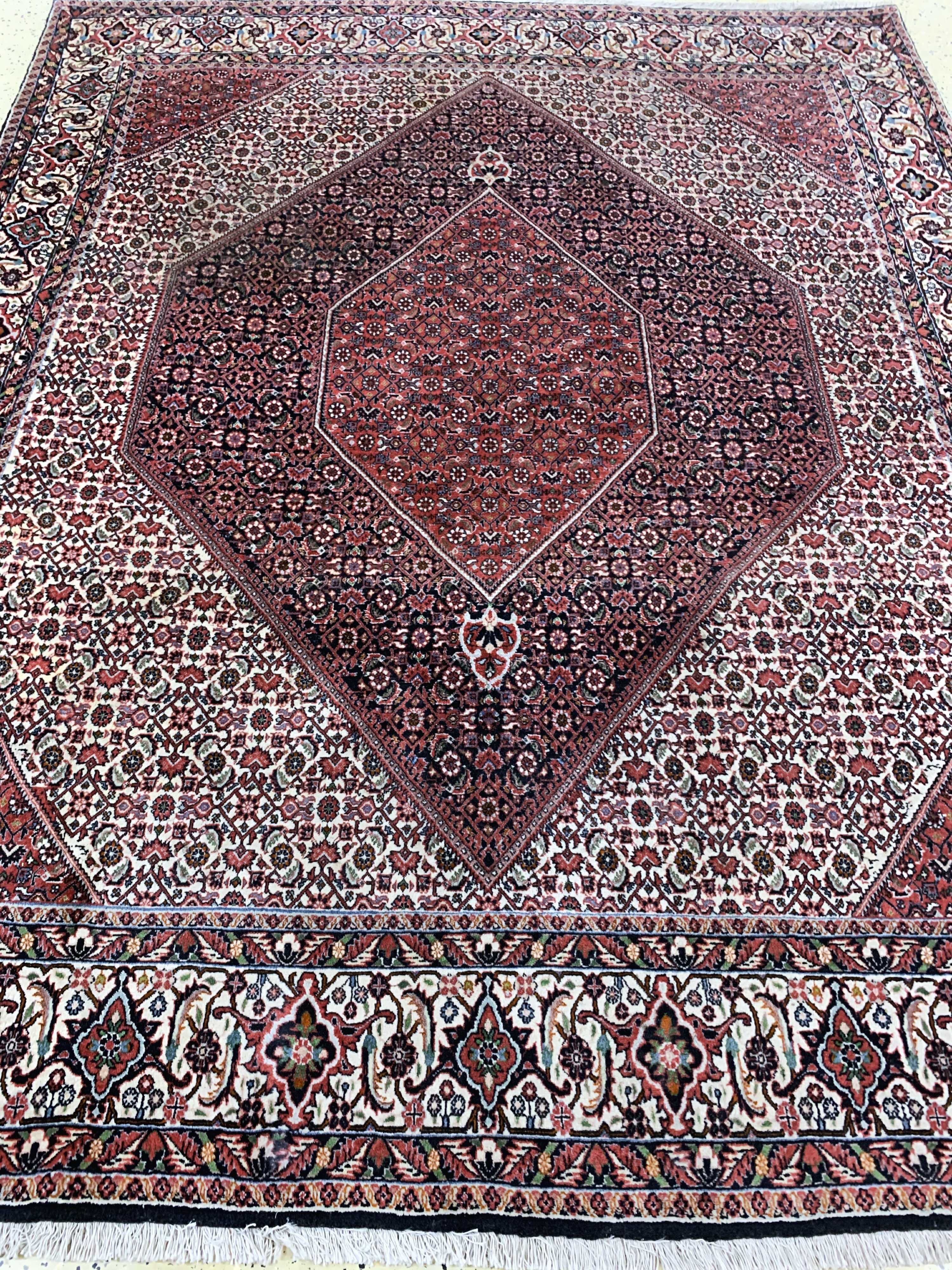 Detail f: Bidjar, Persien, Ende 20.Jhd., Wolle auf Baumwolle, ca. 250 x 205 cm, EHZ: 2