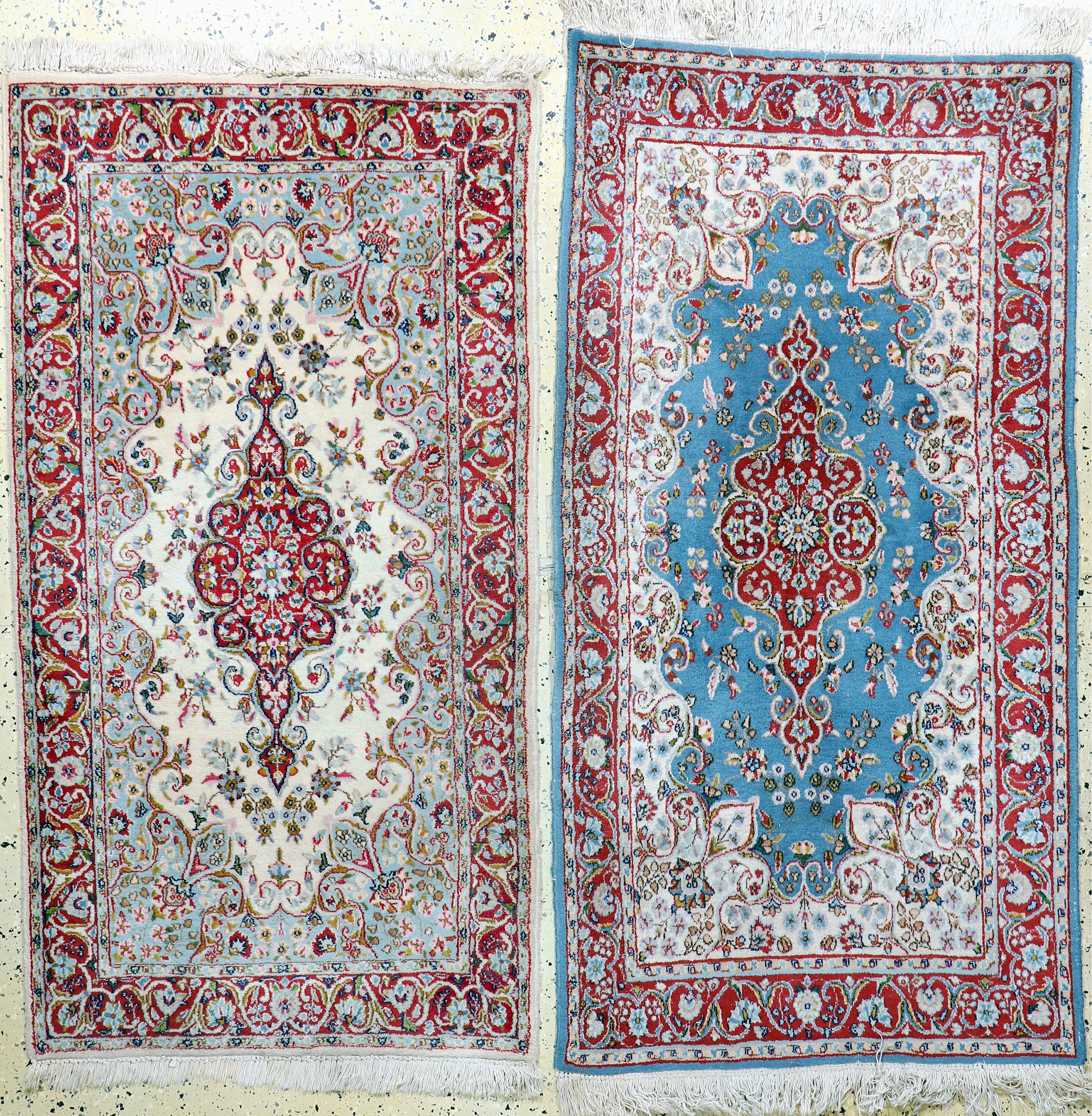 Image 27096227 - 2 lot Kerman, Persien, Ende 20.Jhd, Wolle auf Baumwolle, ca. 162 x 85 cm, EHZ: 2-3 ...