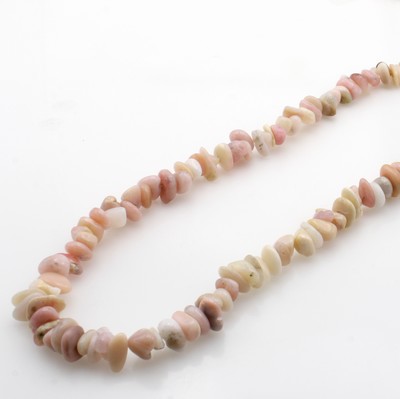 27096238a - Endlose Opalkette, multicolorfarb. Opale, Herkunft: Peru, auch 2-reihig tragbar, L. ca. ...