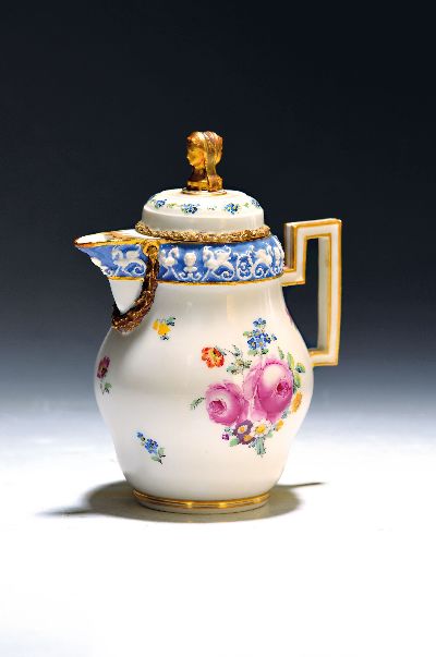 Image Mokkakännchen, Meissen, Marcolini-Zeit 1774-1814, Porzellan, Streublumendekor, ...
