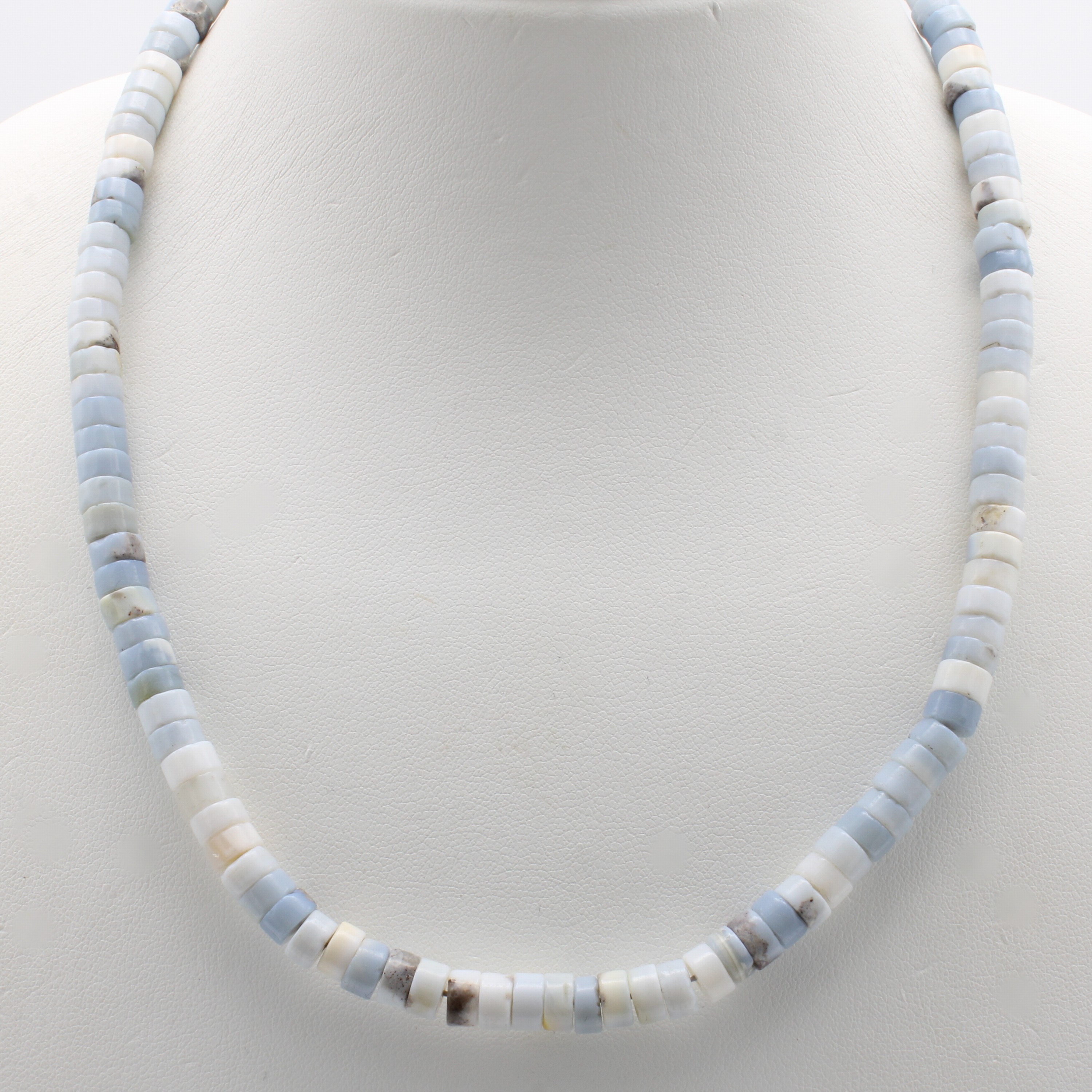 Image 27096892 - Blauopalkette, Karabinerschl. 925er Silber, Opalrondelle, Maße ca. 6x3 mm, Herkunft: ...