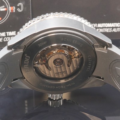 27096885f - RADO nahezu neuwertige Herrenarmbanduhr Captain Cook High-Tech Referenz R32127156, ...