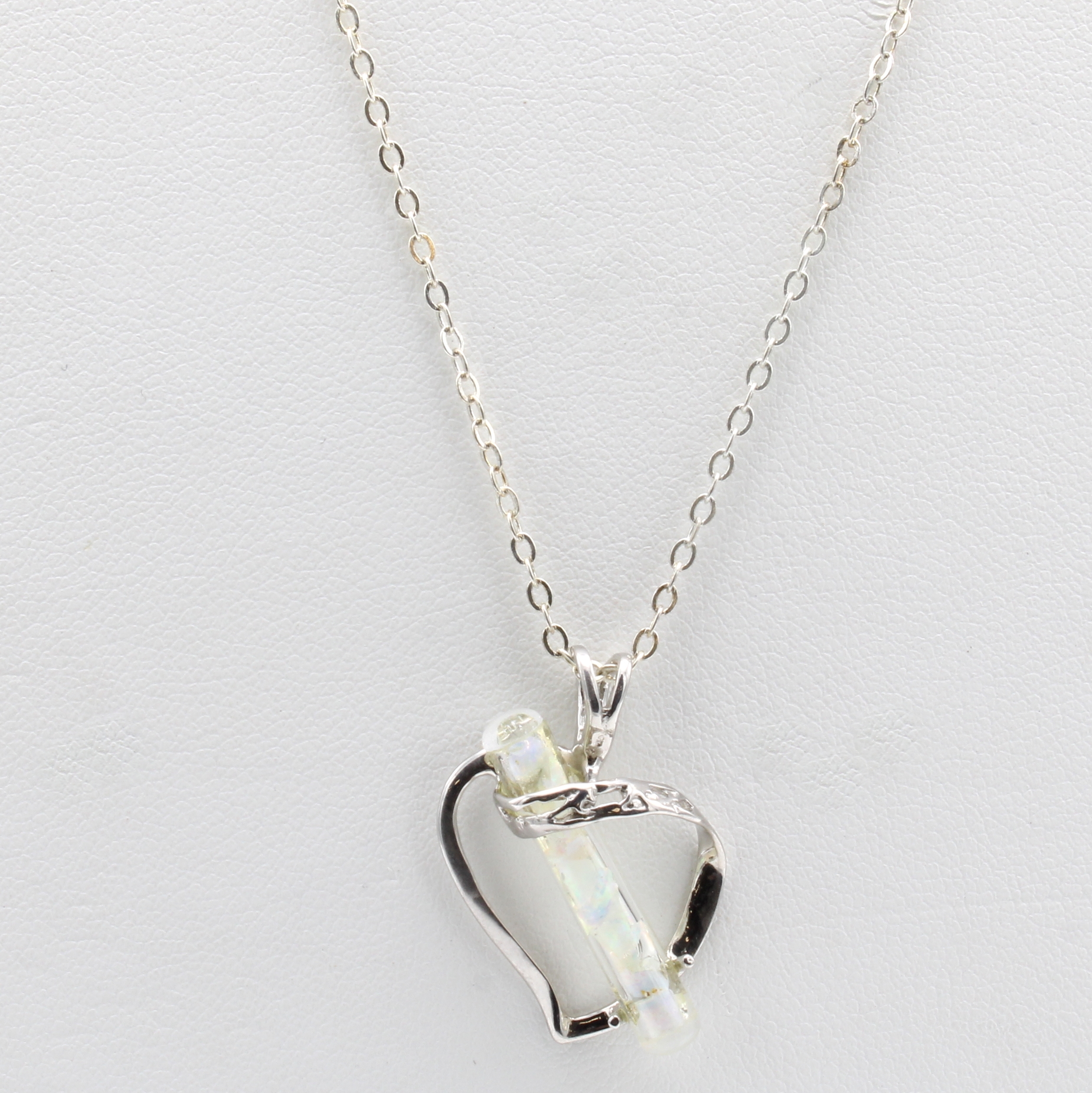 Image 27096937 - Anhänger mit Opalsplittern im Glasrohr an Kette, 925er Silber, Herkunft: Australien, L. ...