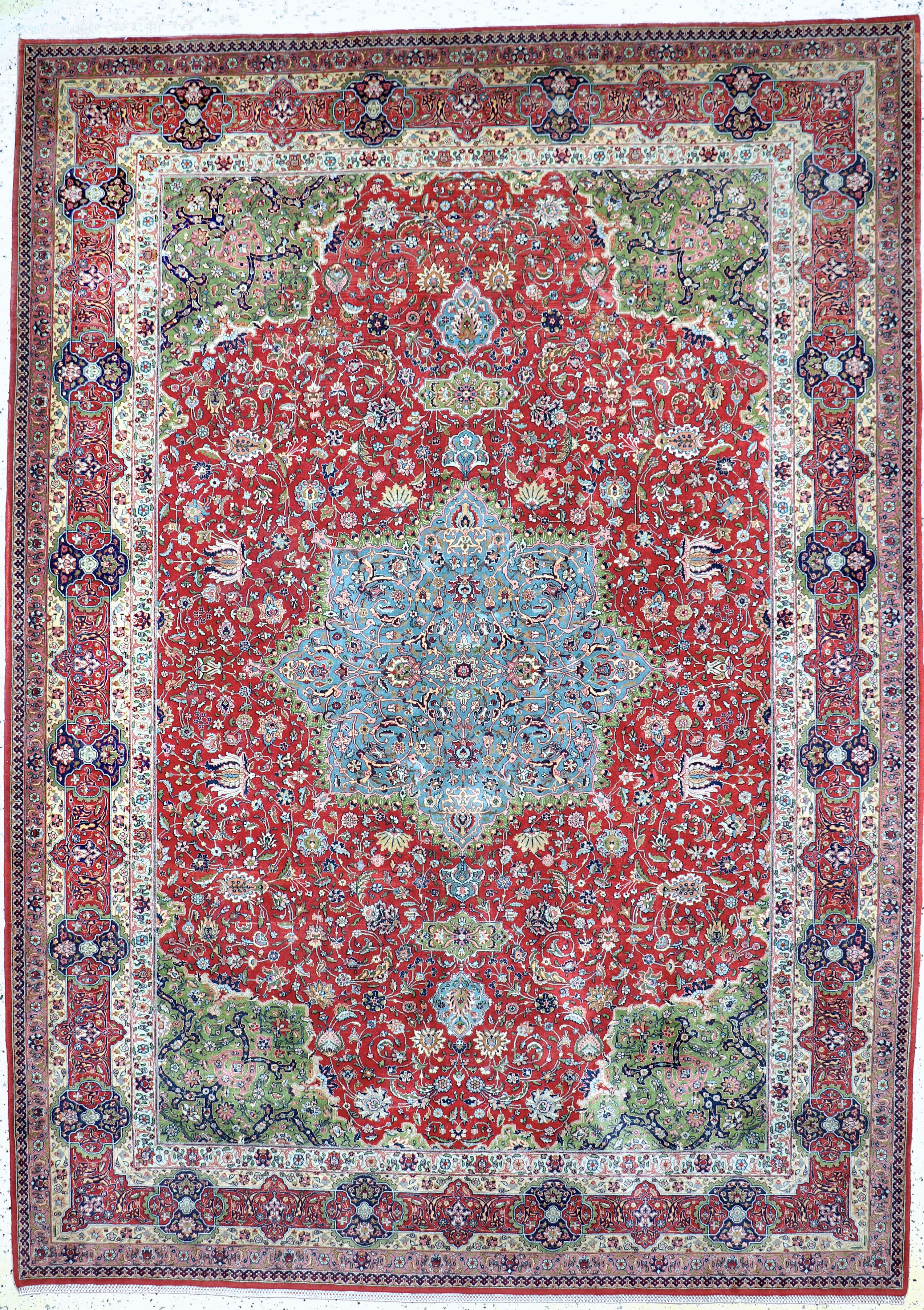 Image 27096991 - Täbriz fein(60 Raj), Persien, Anfang 20.Jhd, Korkwolle auf Baumwolle, ca. 334 x 236cm, ...