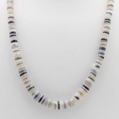 27096905a - Opalkette, Karabinerschl. 925er Silber, dünne Rondelle in versch. Farben, Maße ca. 5- ...