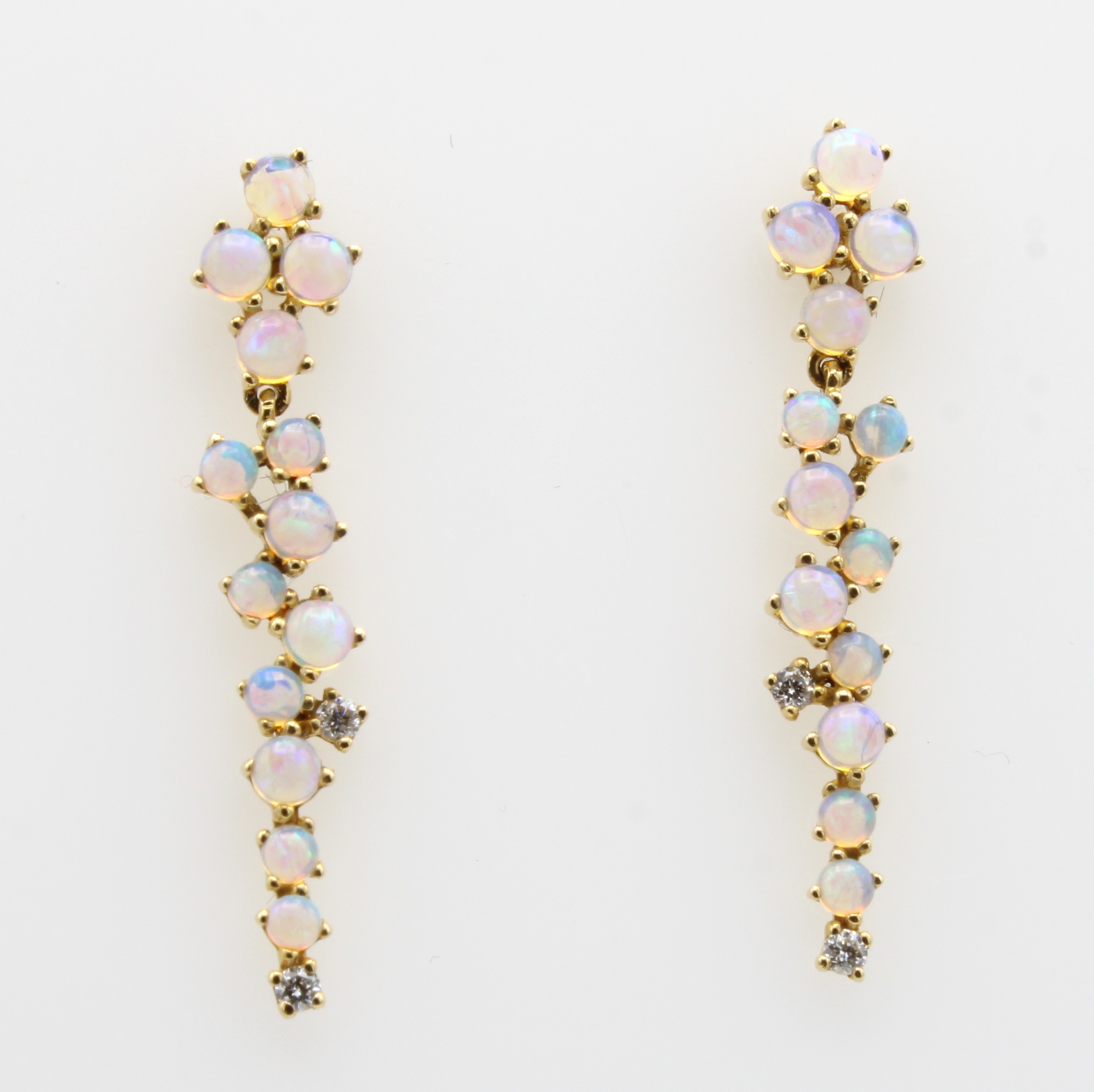 Image 27097141 - Paar Ohrstecker mit Opalen und Brillanten, GG 750/000, 26 Opale zus. ca. 0.45 ct, 4 ...