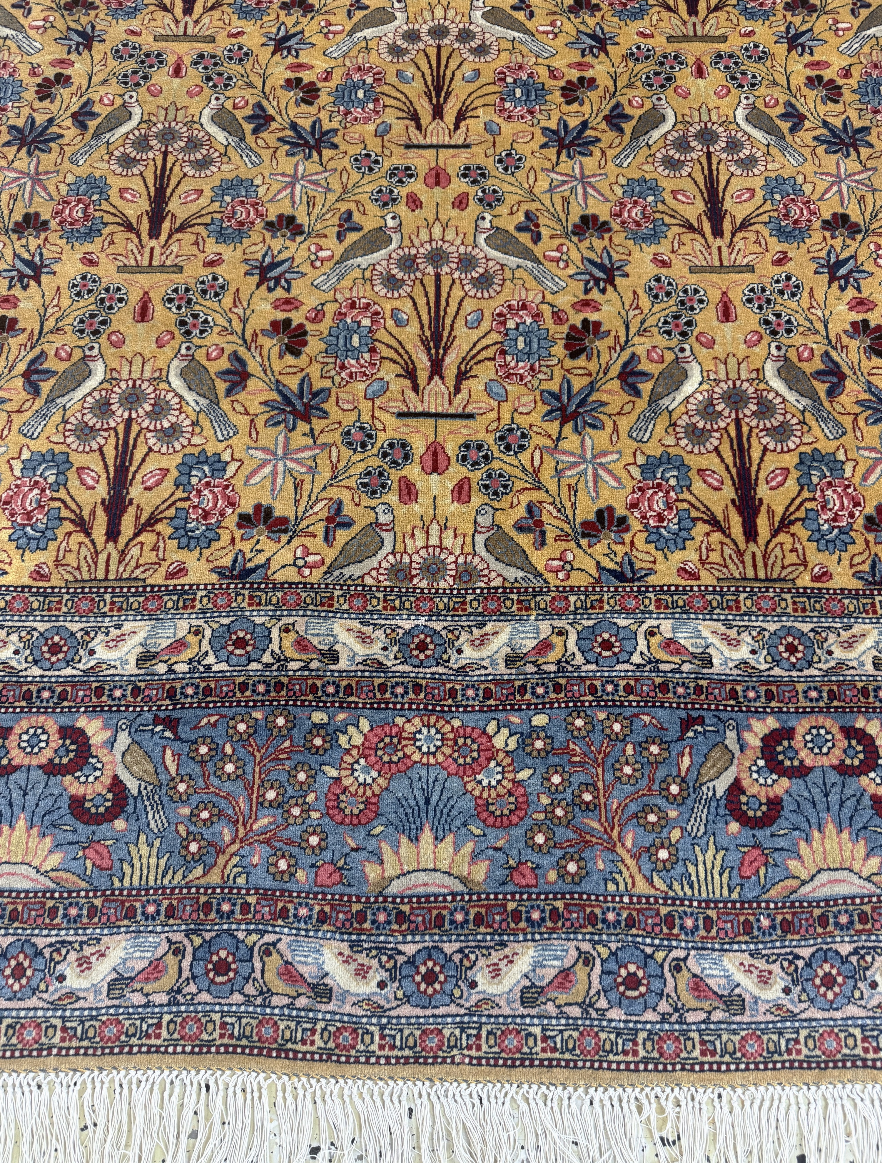 Detail b: Keschan"Dabir-Sanayeh", Persien, signiert, Anfang 20.Jhd, Korkwolle auf Baumwolle, ca. 312 x 207 cm, EHZ: 2, (Fransen erneuert)
