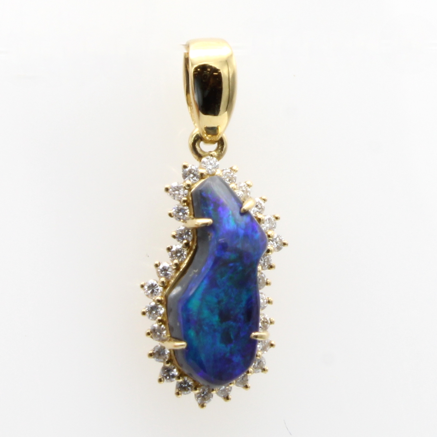 Image 27097190 - Anhänger mit Schwarzopal und Brillanten, GG 750/000, Schwarzopal ca. 1.40 ct, 27 Brill. ...