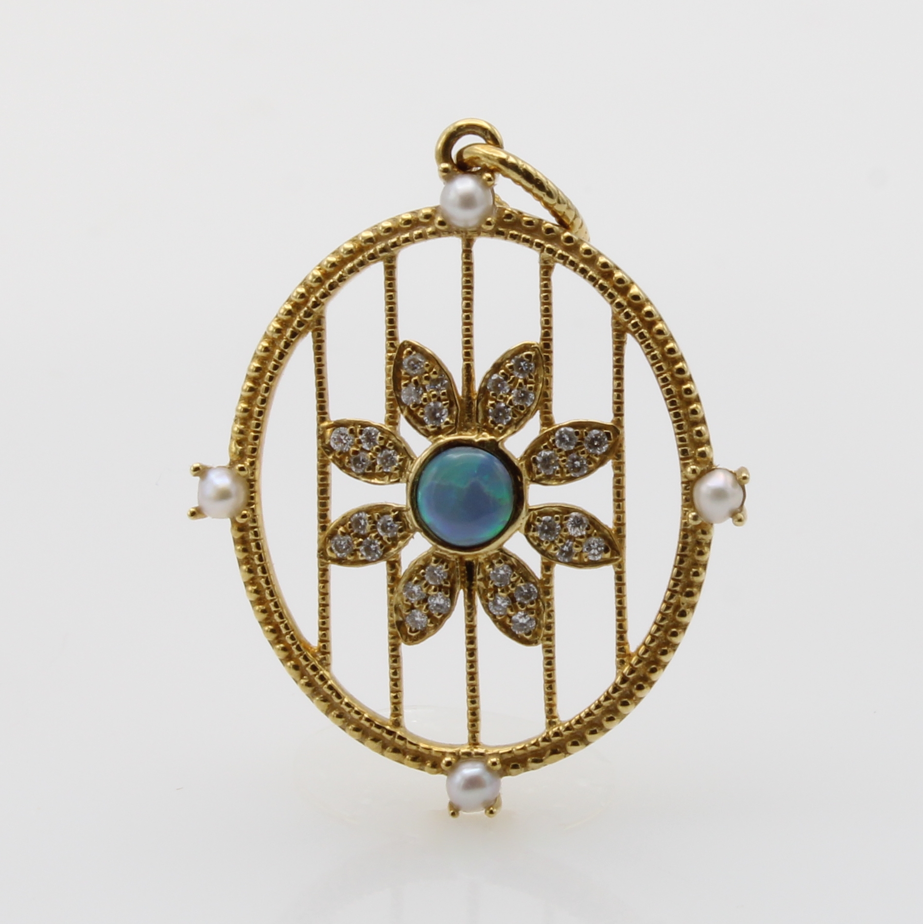 Image 27097203 - Anhänger mit Opal und Brillanten, GG 750/000, Opal ca. 0.08 ct, 4 kl. Perlchen, 32 ...