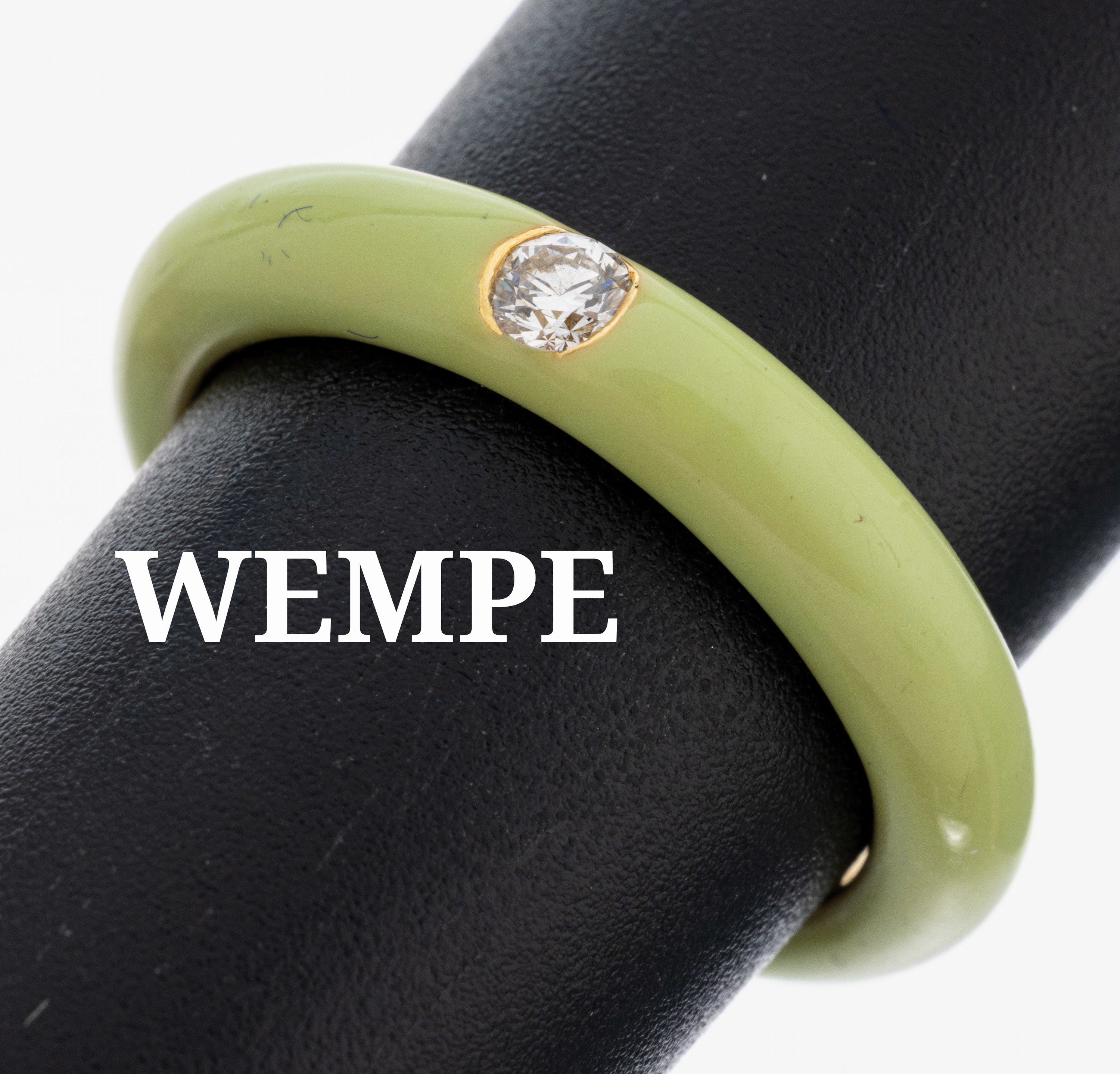 Image 27097213 - 18 kt Gold WEMPE Brillant-Ring, GG 750/000,Ringschiene außen mit hellgrünem Email, ...