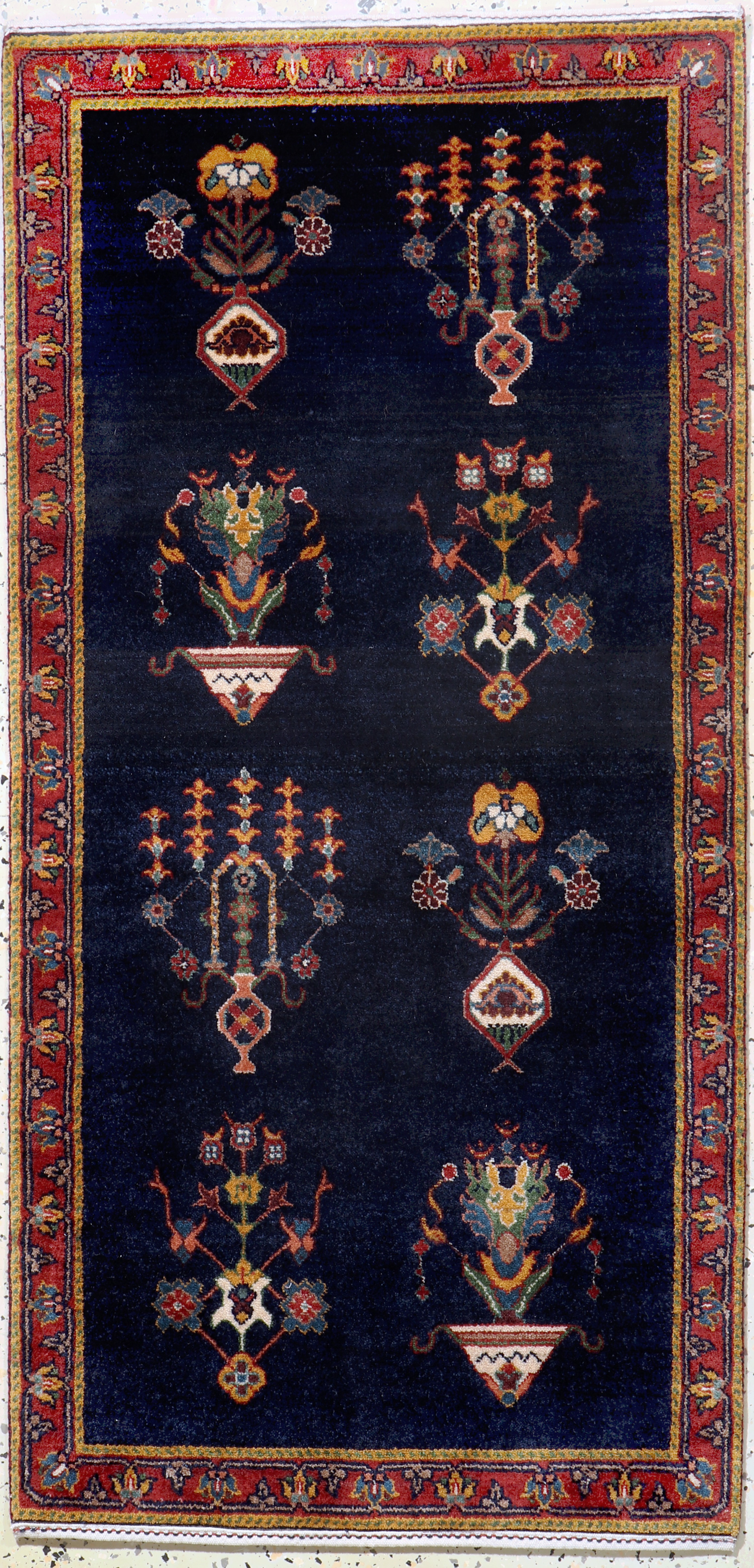 Image 27097238 - Gabbeh fein Loribaft, Persien, Neuwertig, Korkwolle, ca. 140 x 70 cm Schätzpreis: 650, ...