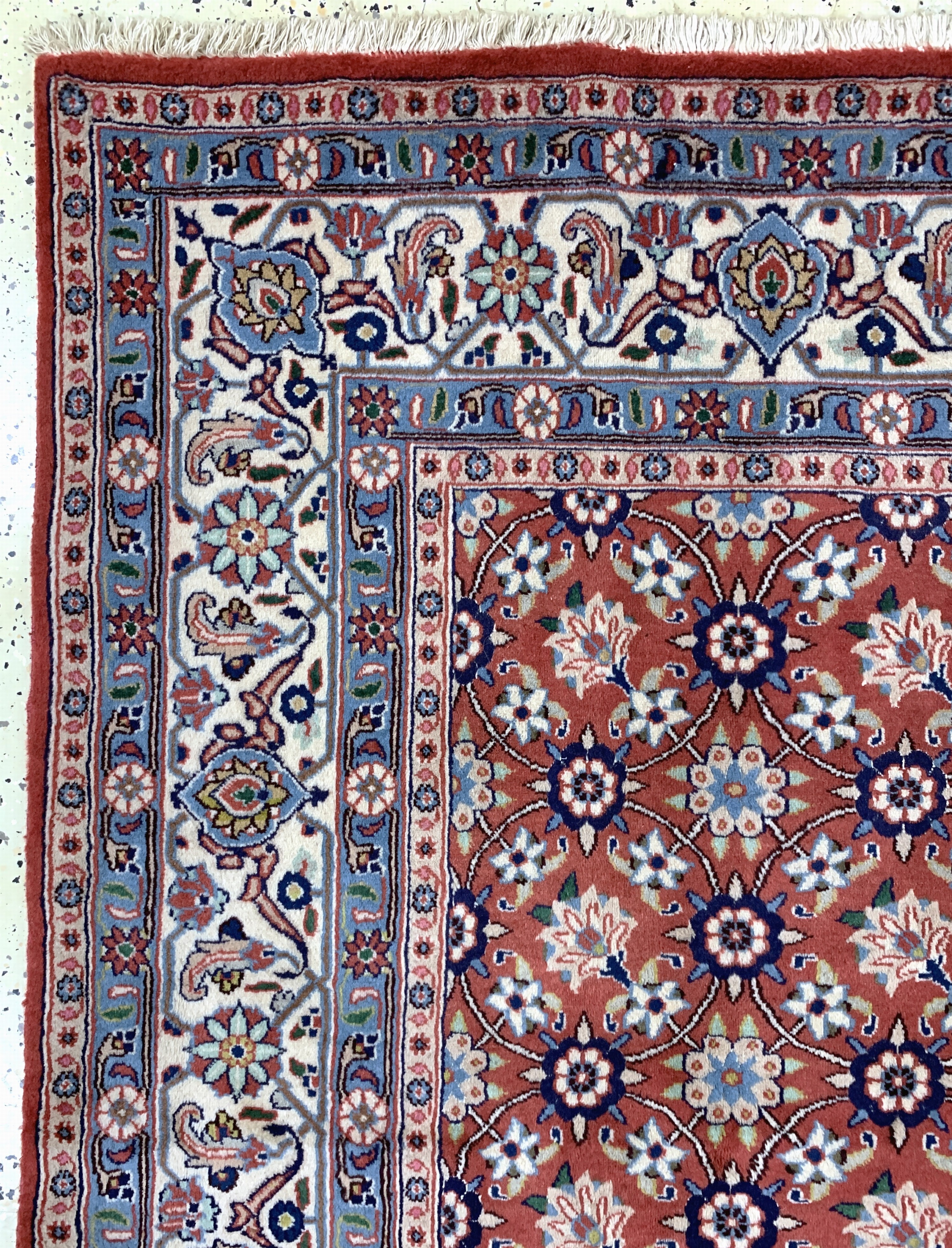 Detail c: Weramin, Persien, Ende 20.Jhd, Wolle auf Baumwolle, ca. 196 x 194 cm, EHZ: 2, (kleine Beschädigung)