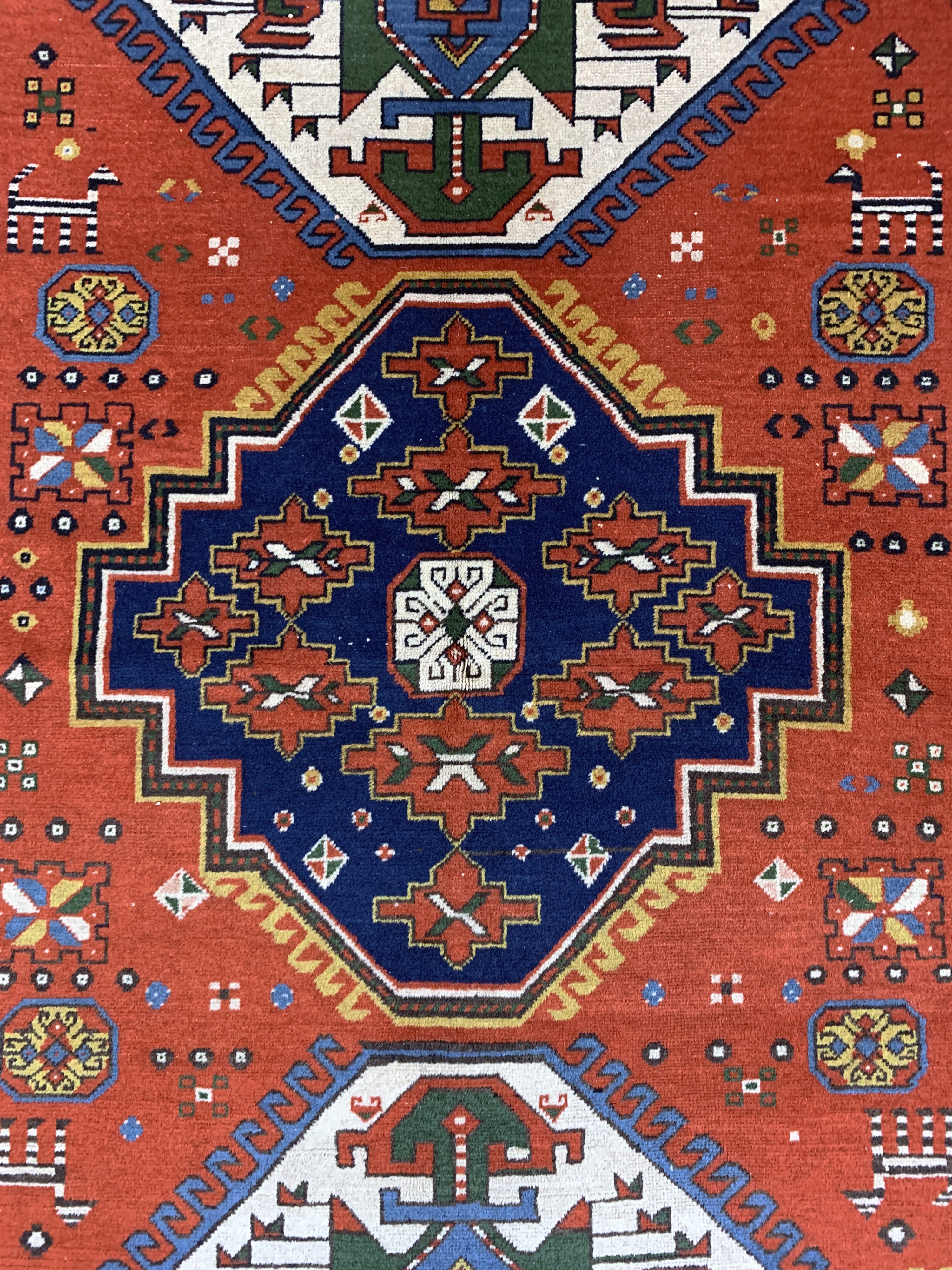 Detail c: Eriwan, Rußland, Mitte 20.Jhd, Wolle auf Baumwolle, ca. 215 x 140 cm, EHZ: 2