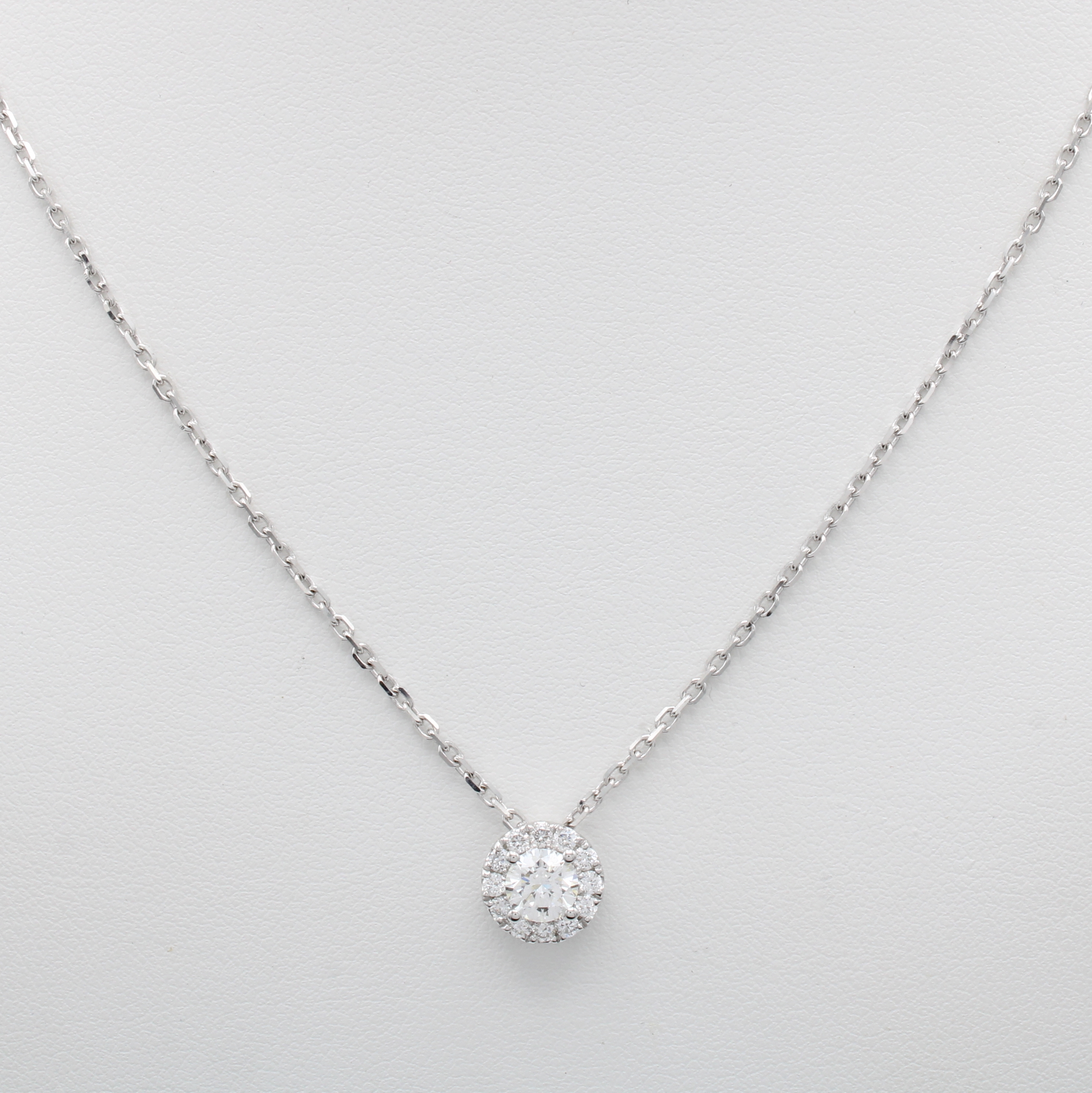 Image 27097299 - Collier mit Brillanten, WG 750/000, 1 Brill.mittig gef. ca. 0.50 ct u. 12 Besatzbrill. ...