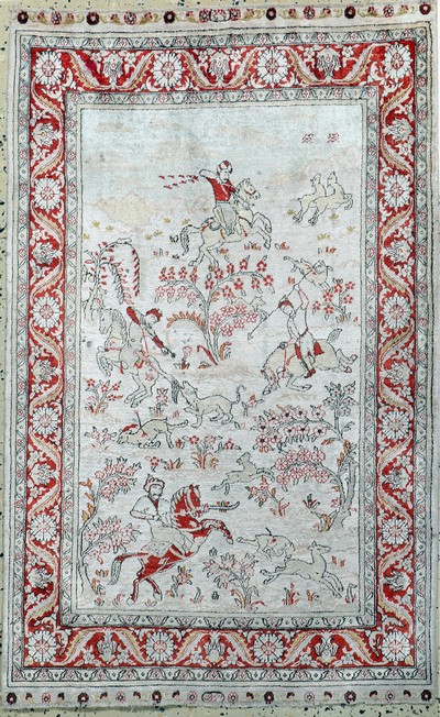 Image Hereke Seide, China, Mitte 20.Jhd, reine Naturseide, ca. 123 x 77 cm, EHZ: 2 ...
