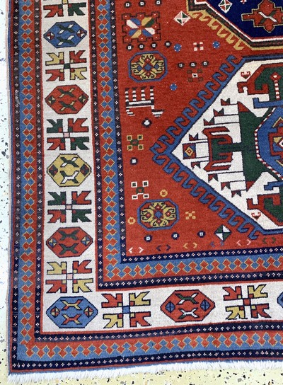 27097292b - Eriwan, Rußland, Mitte 20.Jhd, Wolle auf Baumwolle, ca. 215 x 140 cm, EHZ: 2 ...