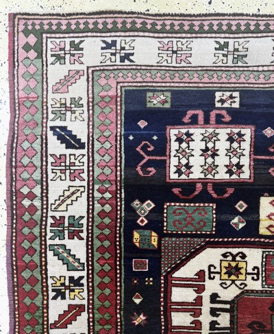 27098658c - Kars Kazak, Türkei, Mitte 20.Jhd, Wolle aufWolle, ca. 200 x 185 cm, EHZ: 2-3 ...