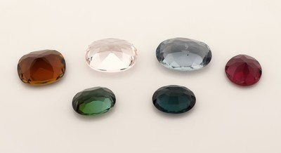 27098675a - Lot 6 loose tourmalines , total approx. 10.86 ct, different shapes, sizes and colours ...